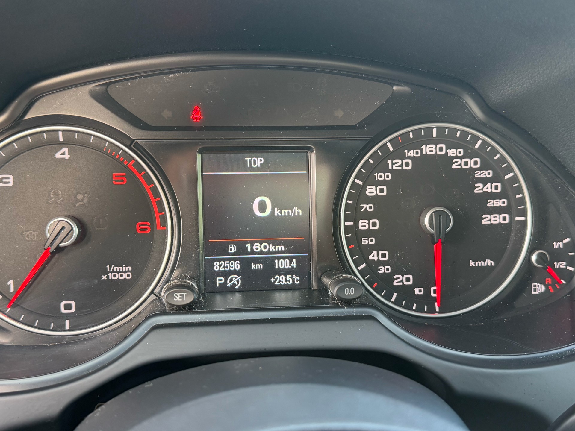 AUDI Q5 2.0 TDI quattro S-tronic-image-21