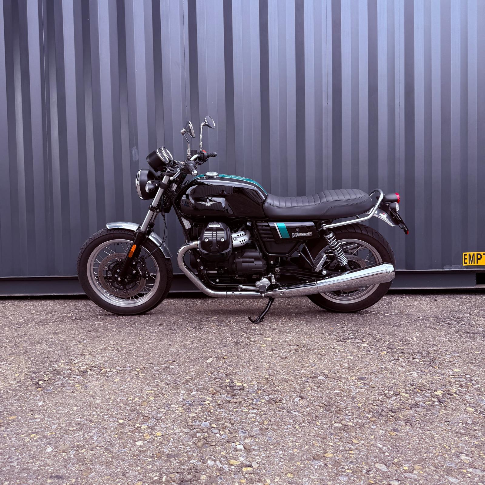 MOTO GUZZI V7 III Special 750 ABS-showroom-element-1