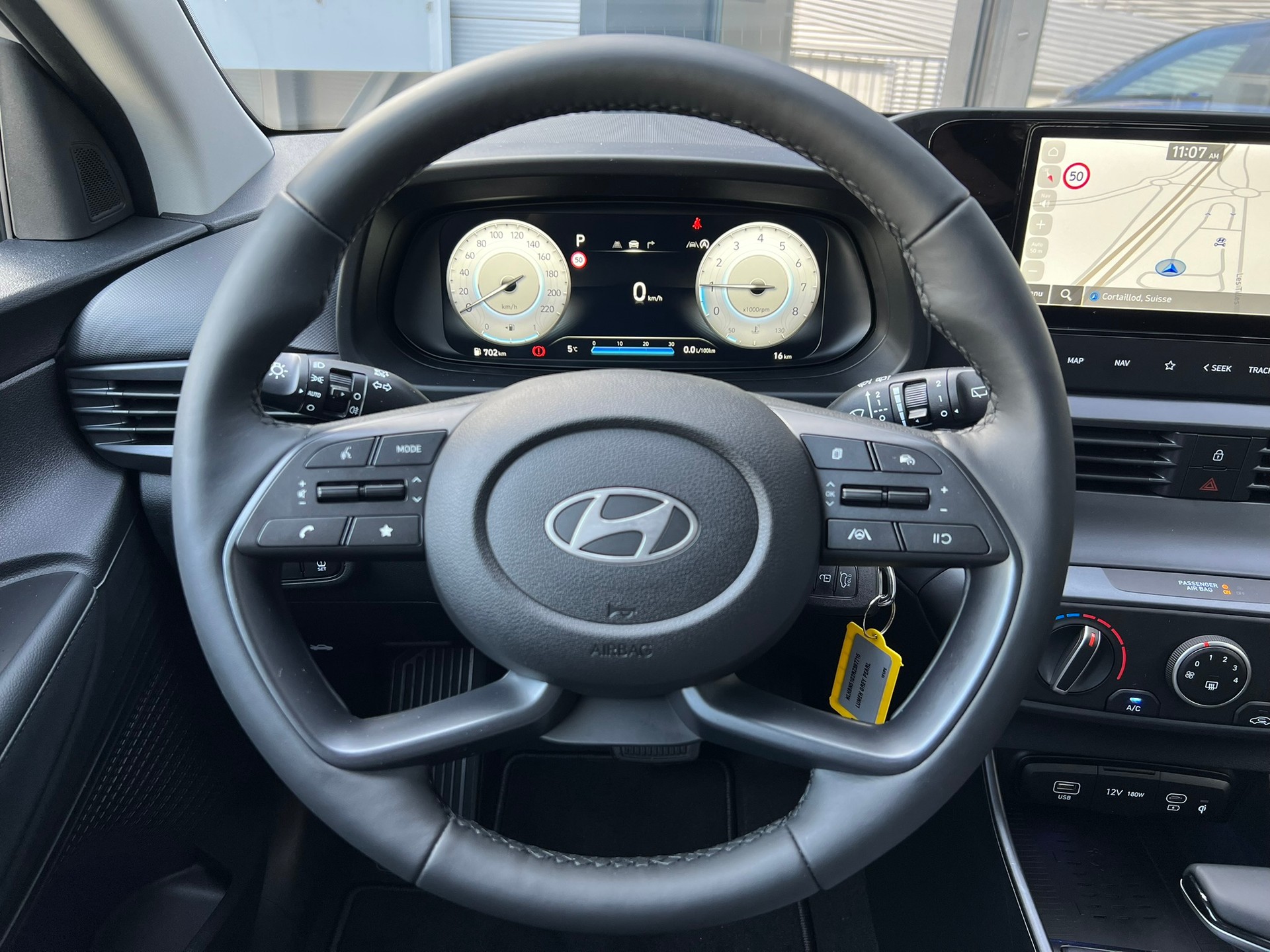 HYUNDAI i20 1.0 T-GDi Amplia DCT-image-17