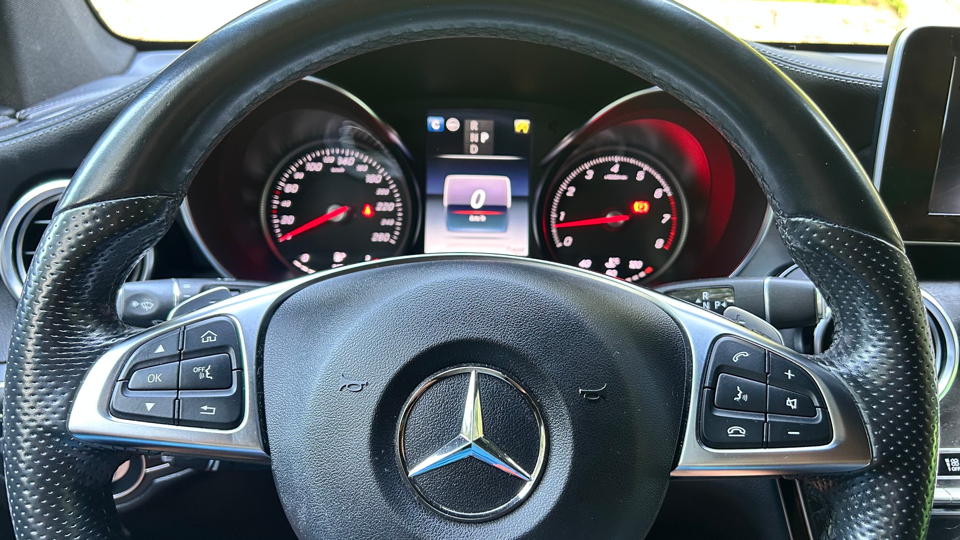 MERCEDES-BENZ GLC 250 Exclusive 4m-image-6
