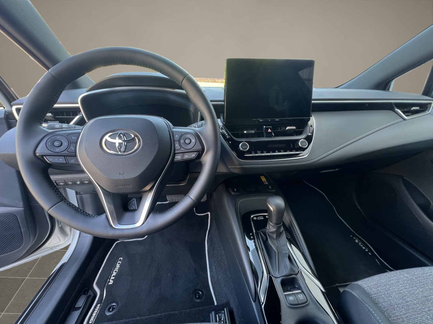 TOYOTA Corolla Touring Sports 2.0 HSD Trend-image-9