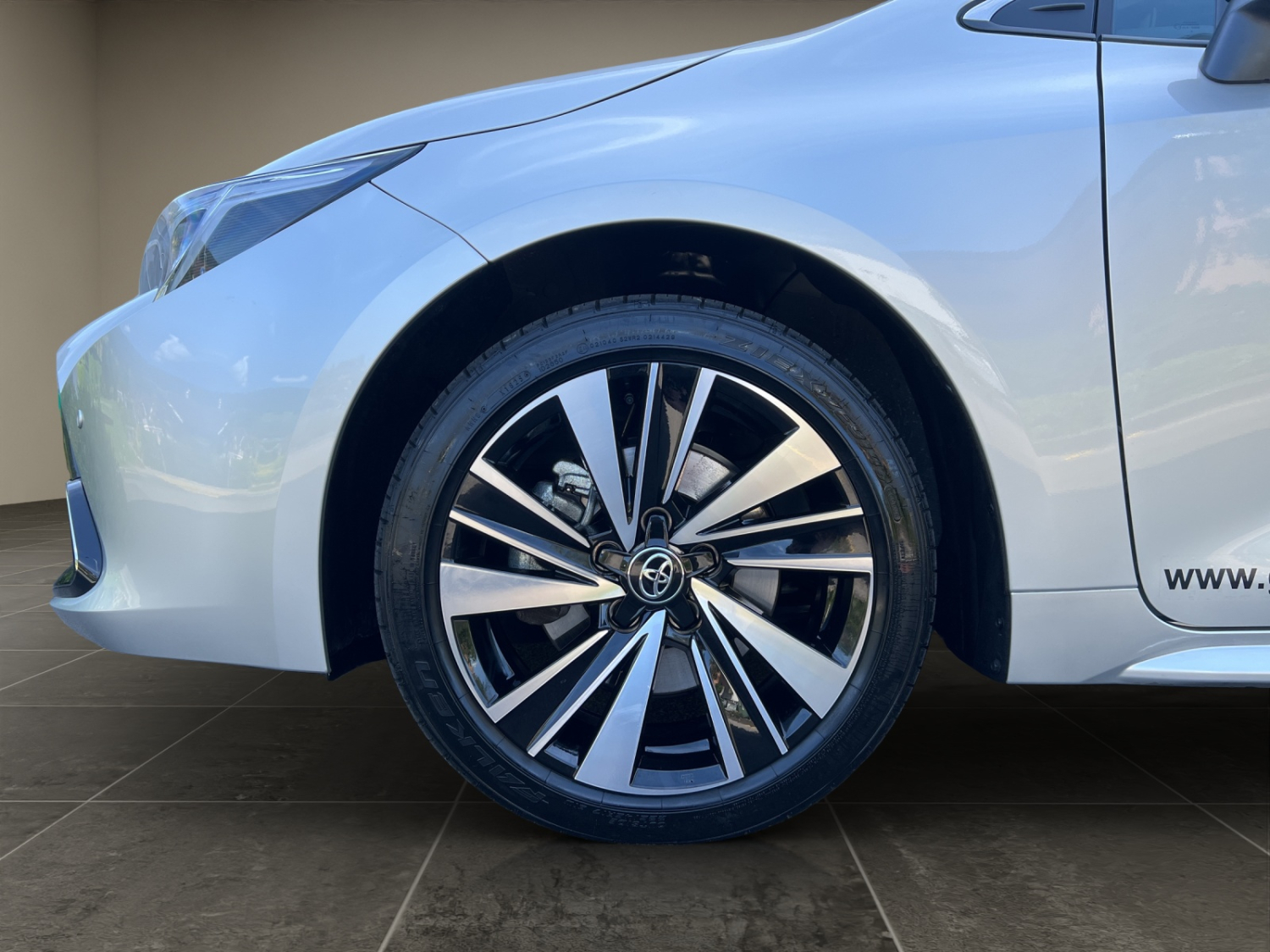 TOYOTA Corolla Touring Sports 2.0 HSD Trend-image-23