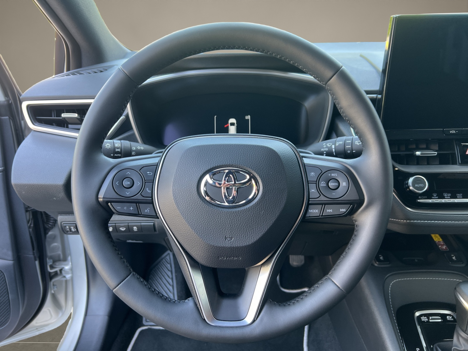 TOYOTA Corolla Touring Sports 2.0 HSD Trend-image-14
