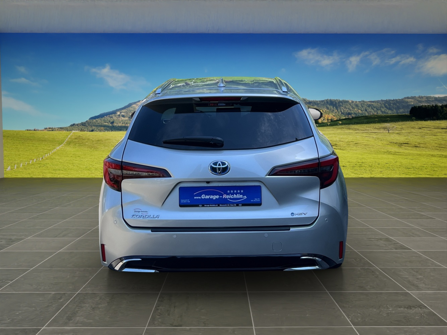 TOYOTA Corolla Touring Sports 2.0 HSD Trend-image-3