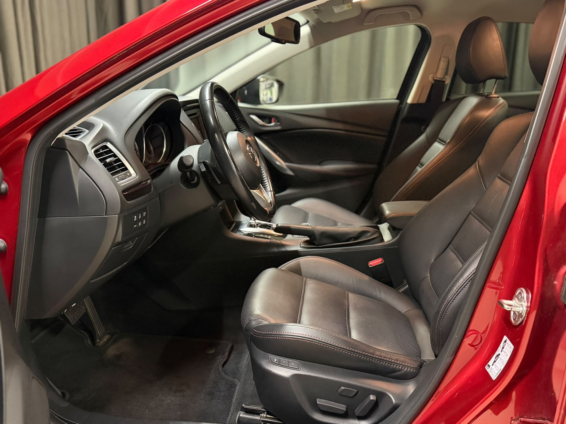MAZDA 6 2.2 D 16V HP Revolution Automatic-image-6