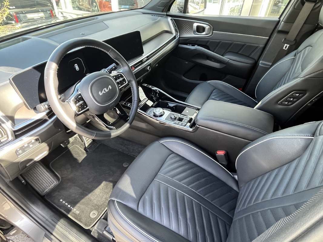 KIA Sorento 1.6 T-GDi Plug-in Hybrid Style-image-2