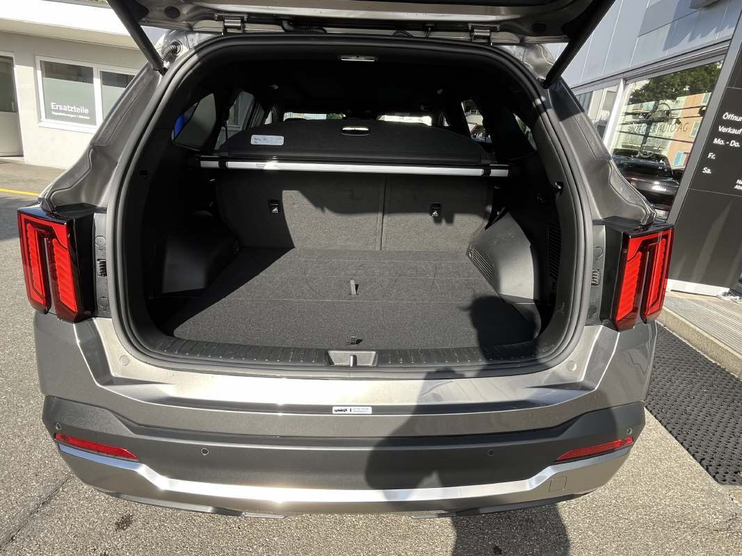 KIA Sorento 1.6 T-GDi Plug-in Hybrid Style-image-4