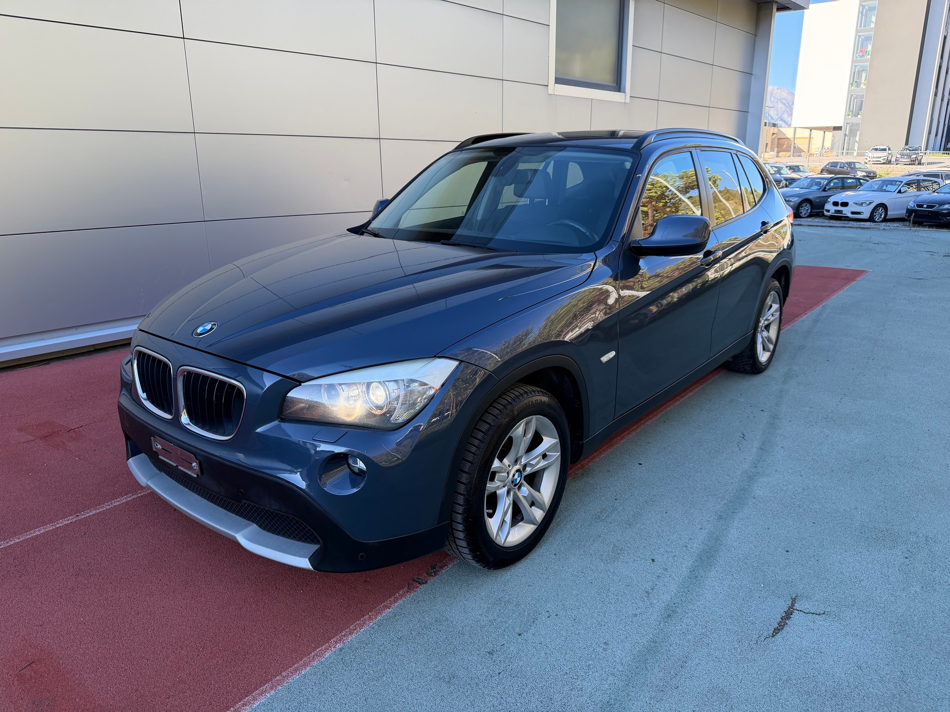 BMW X1 xDrive 18d Steptronic-image-0