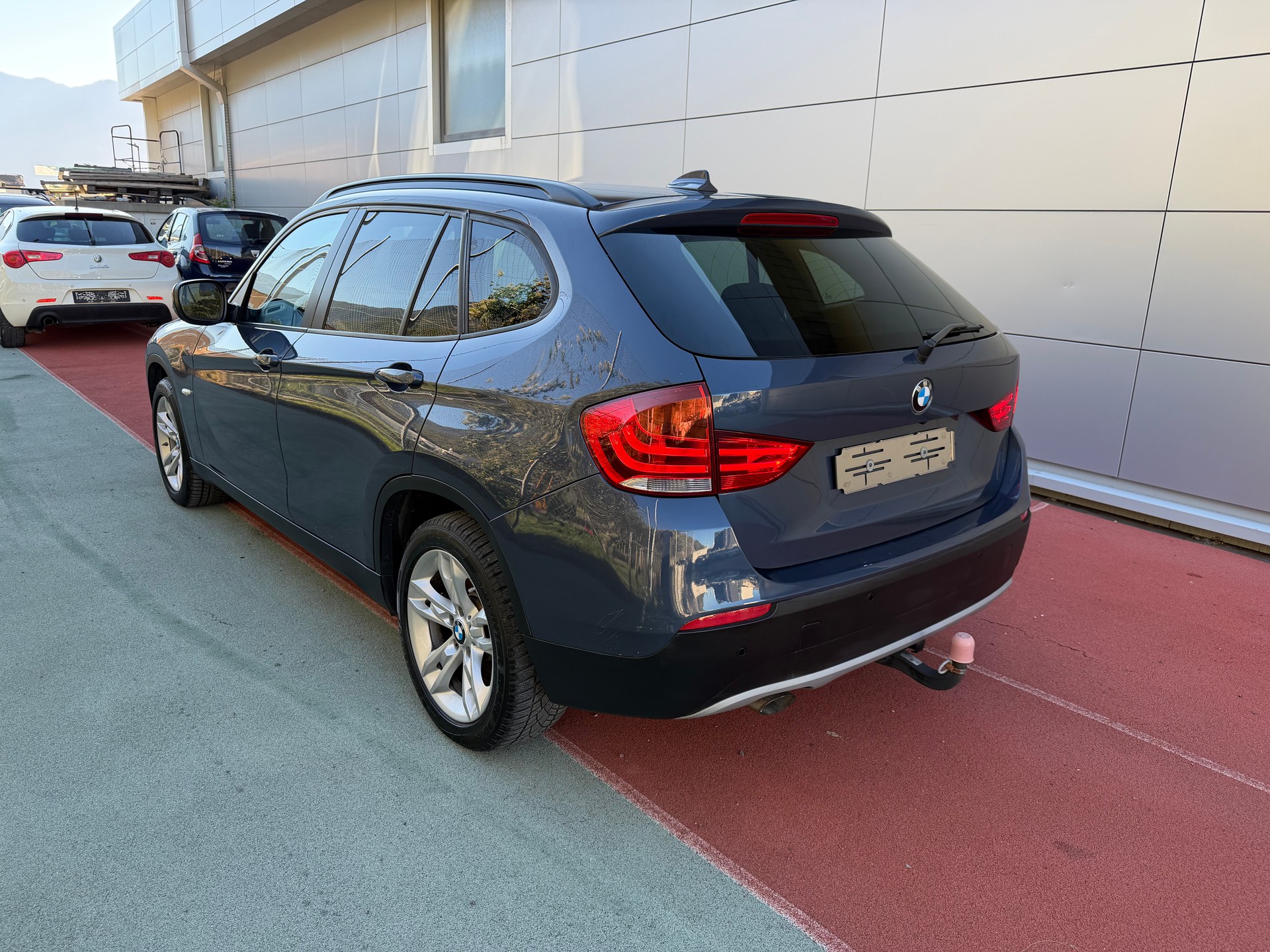 BMW X1 xDrive 18d Steptronic-image-4