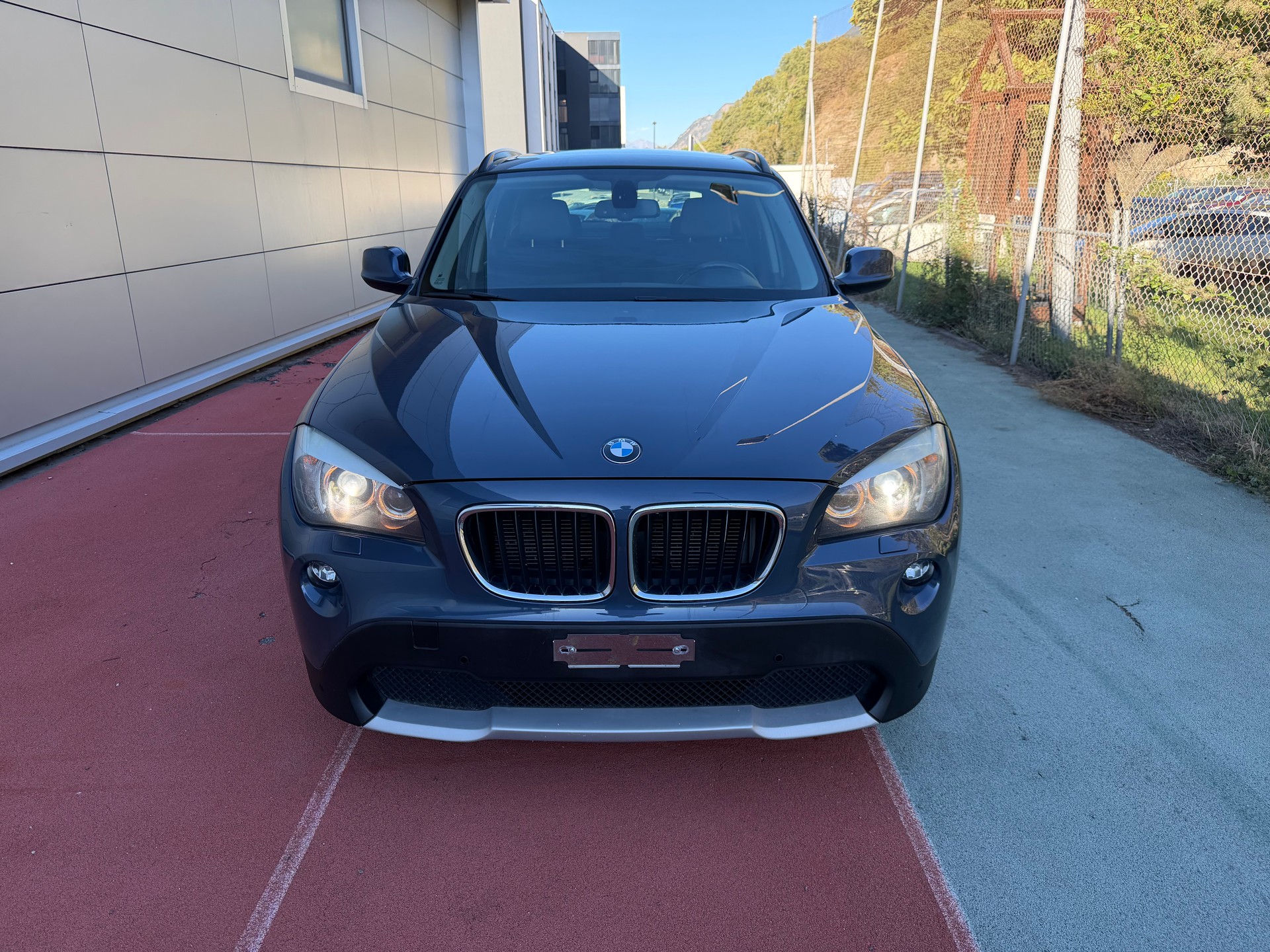 BMW X1 xDrive 18d Steptronic-image-2