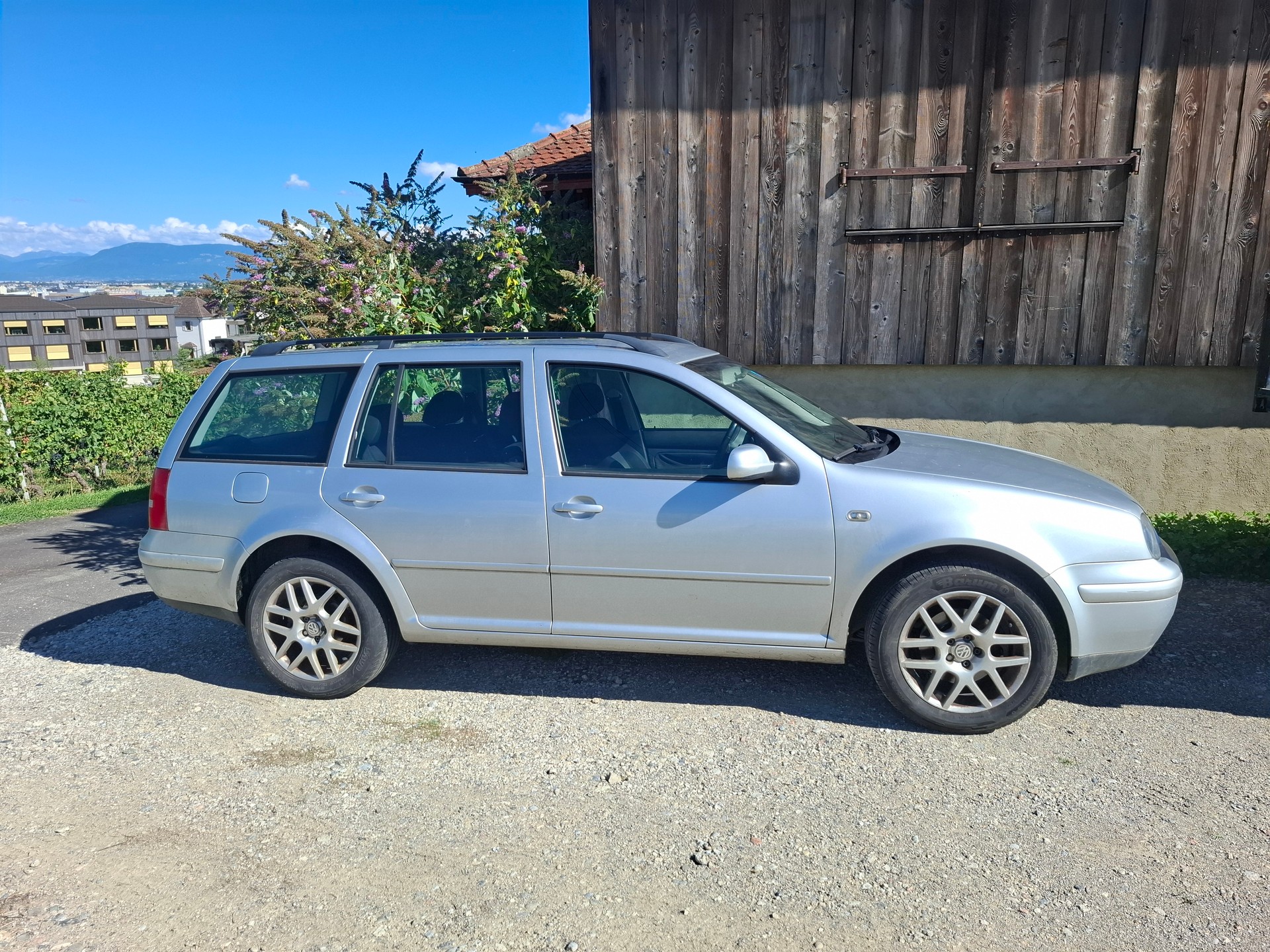 VW Golf variant-image-1