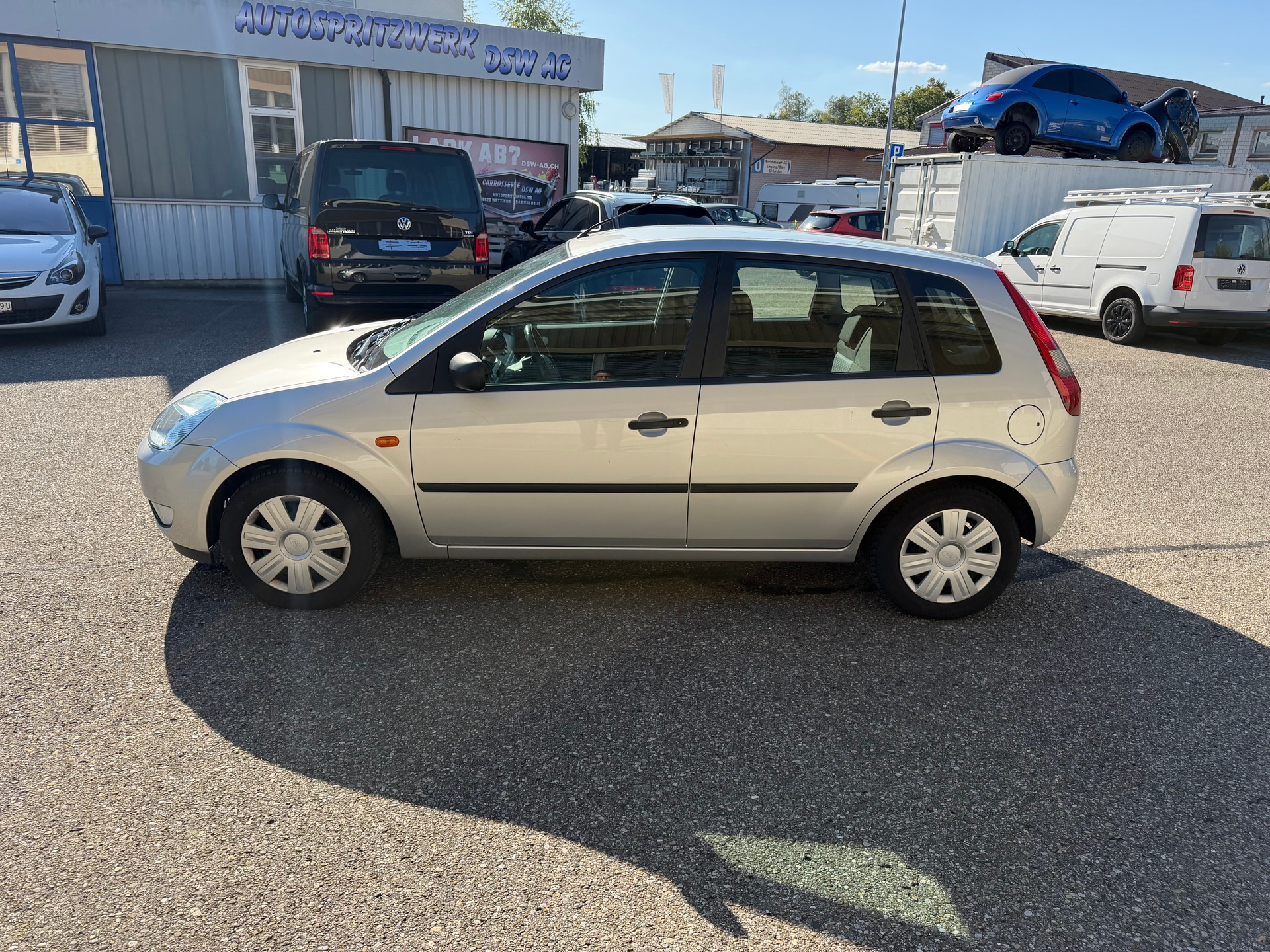FORD Fiesta 1.6 16V Trend-image-1