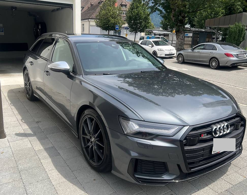 AUDI S6-image-1