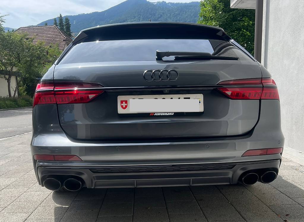 AUDI S6-image-3