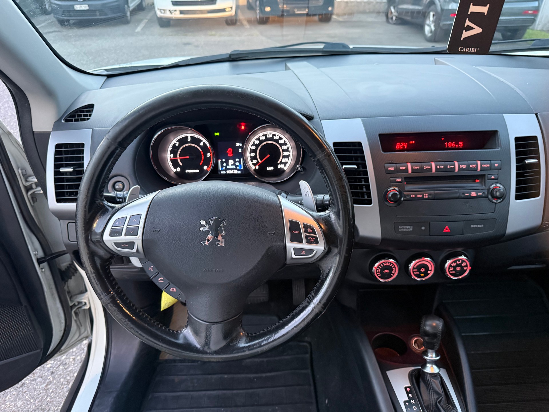 PEUGEOT 4007 2.2 HDi Dynamic DCS6-image-9