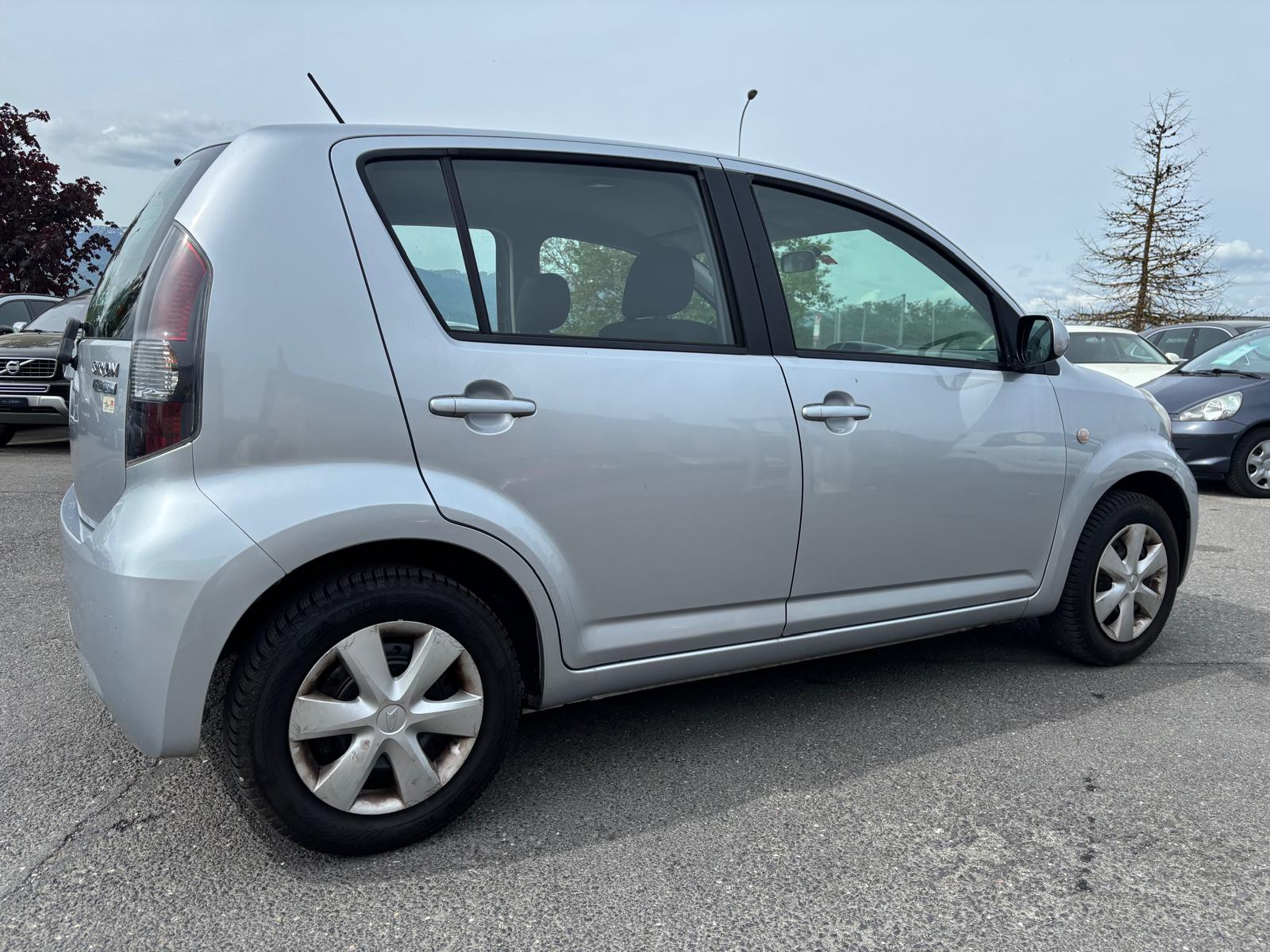 DAIHATSU Sirion 1.0 eco-top-image-3