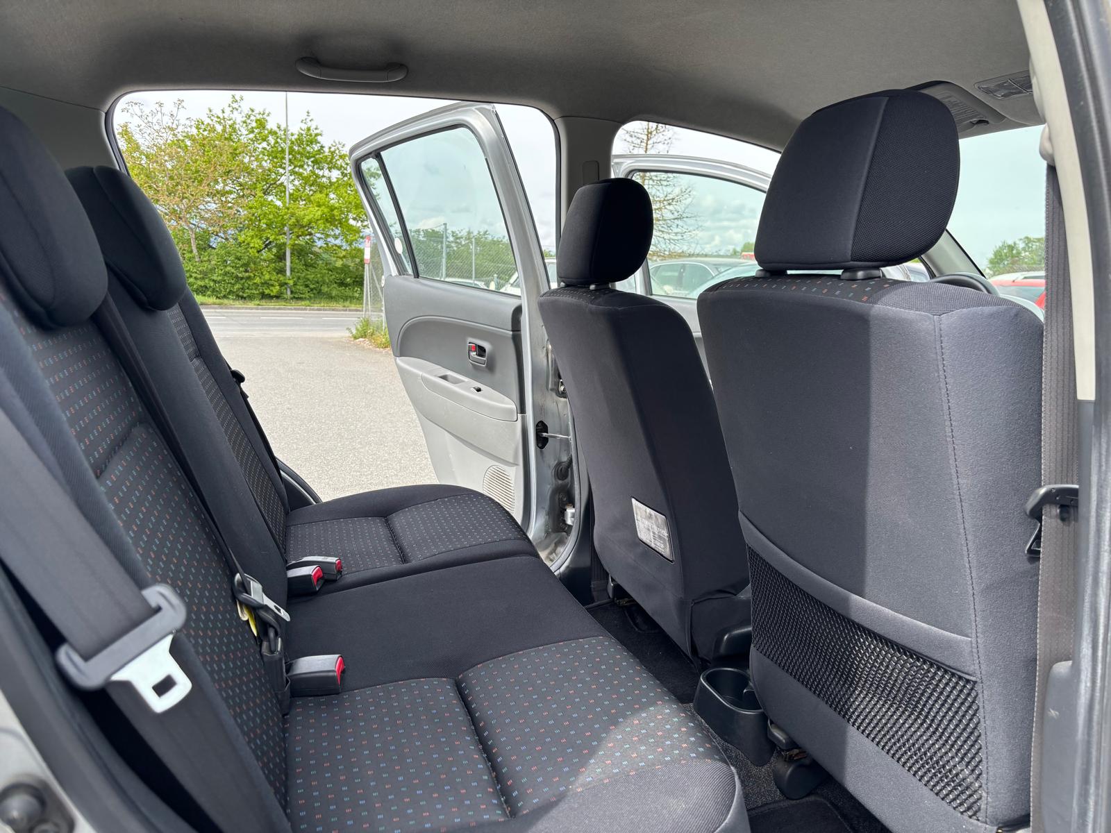 DAIHATSU Sirion 1.0 eco-top-image-13