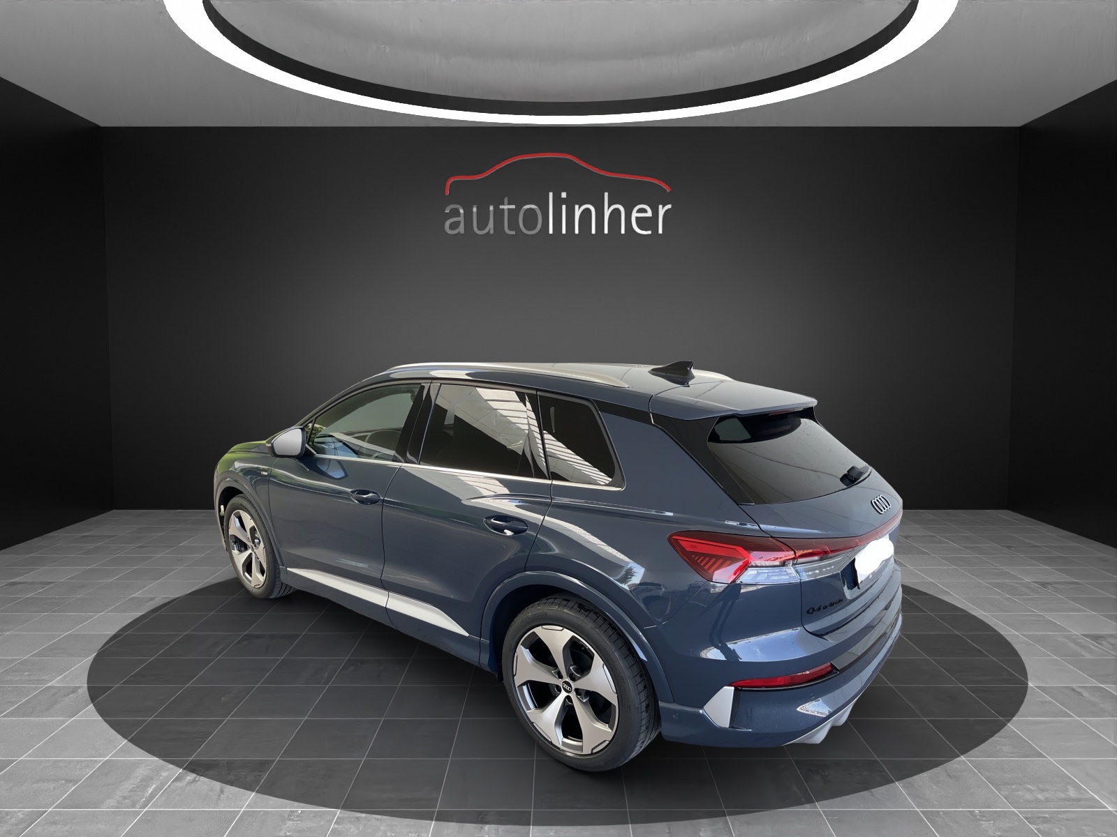AUDI Q4 e-tron SUV quattro-image-2
