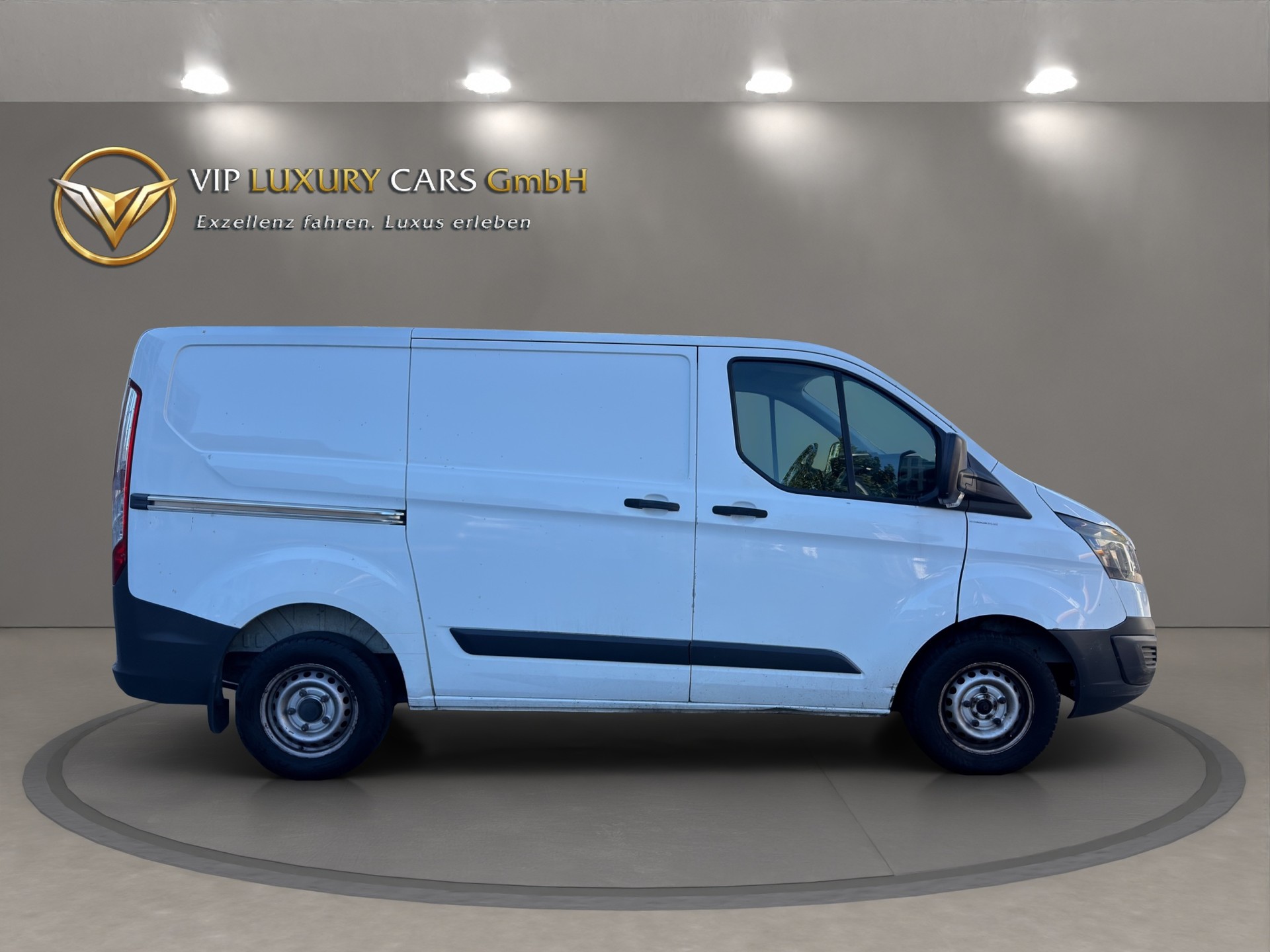 FORD Transit Custom Van 250 L1H1 Level 3 3 SITZ-image-4