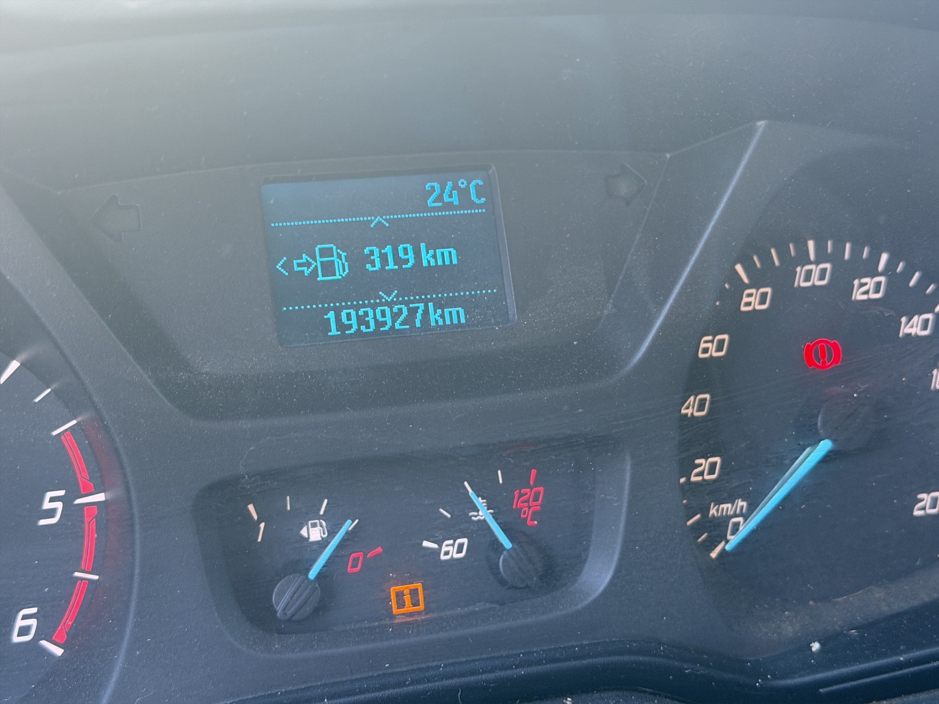 FORD Transit Custom Van 250 L1H1 Level 3 3 SITZ-image-18