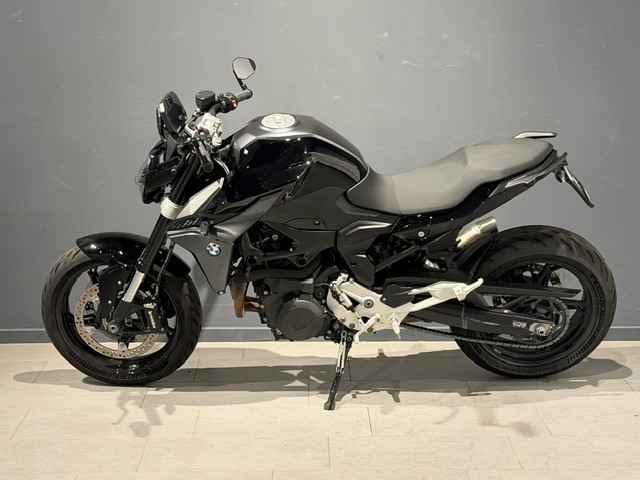 BMW F 900 R A2 (35kW)-showroom-element-3