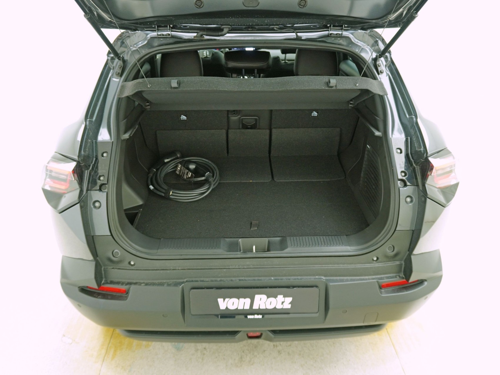 SUZUKI e Vitara Piz Sulai Top 4x4-image-23