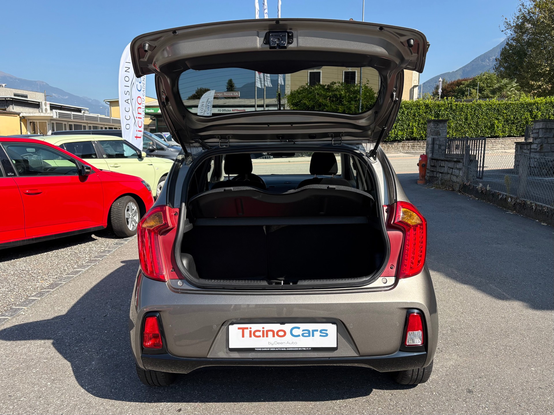 KIA Picanto 1.2 CVVT Swiss Champion Automatic-image-14
