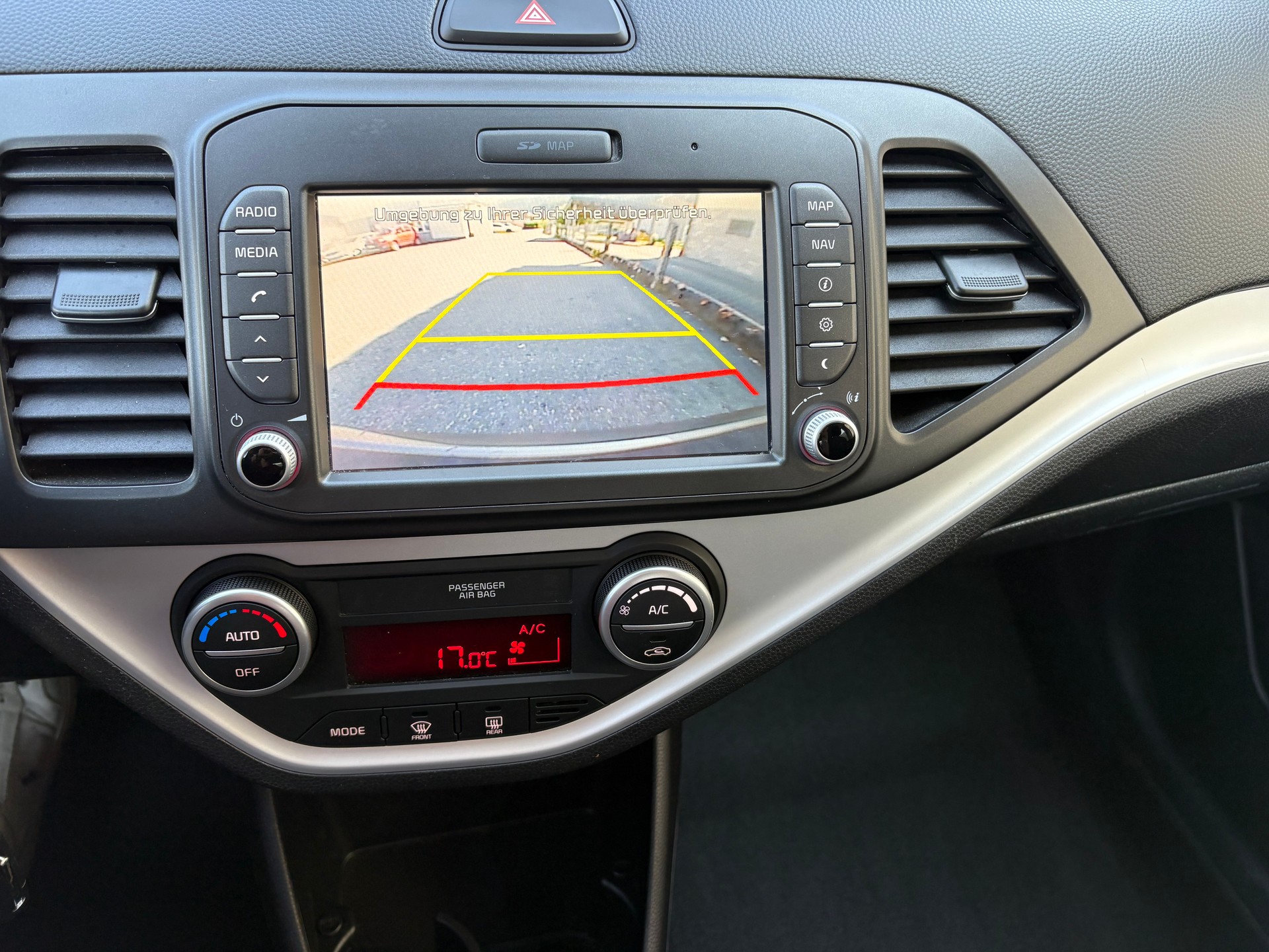 KIA Picanto 1.2 CVVT Swiss Champion Automatic-image-13