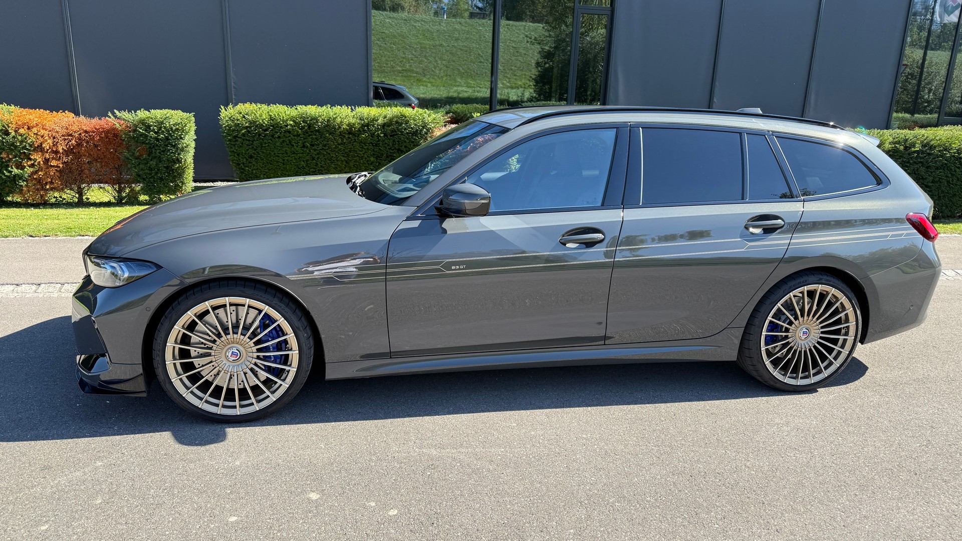 BMW-ALPINA 3.0 Biturbo GT 4x4-image-3
