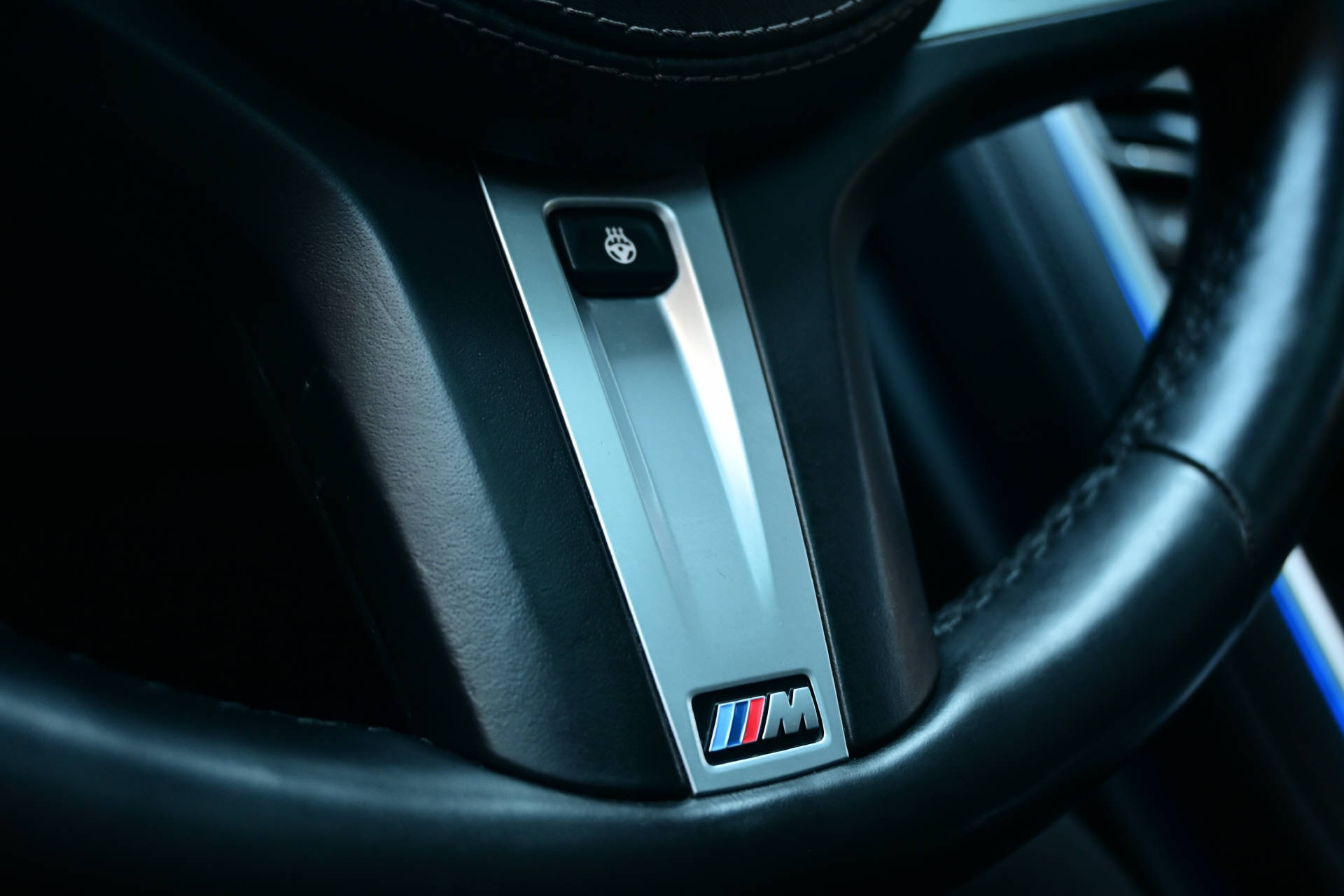 BMW 840i xDrive Gran Coupé *M-Sportpaket*HUD*H&K*Pano*All Black*-image-16