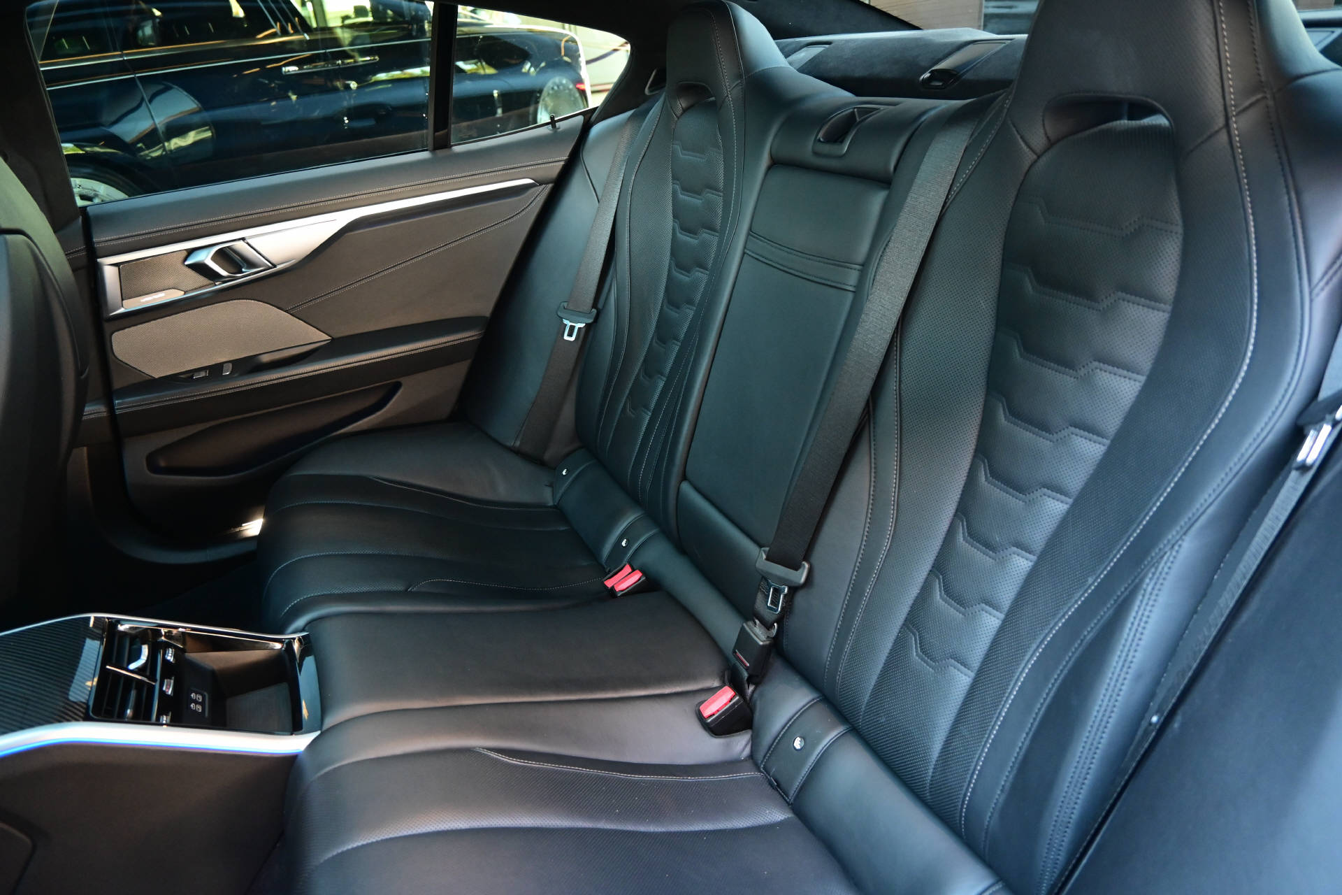 BMW 840i xDrive Gran Coupé *M-Sportpaket*HUD*H&K*Pano*All Black*-image-29