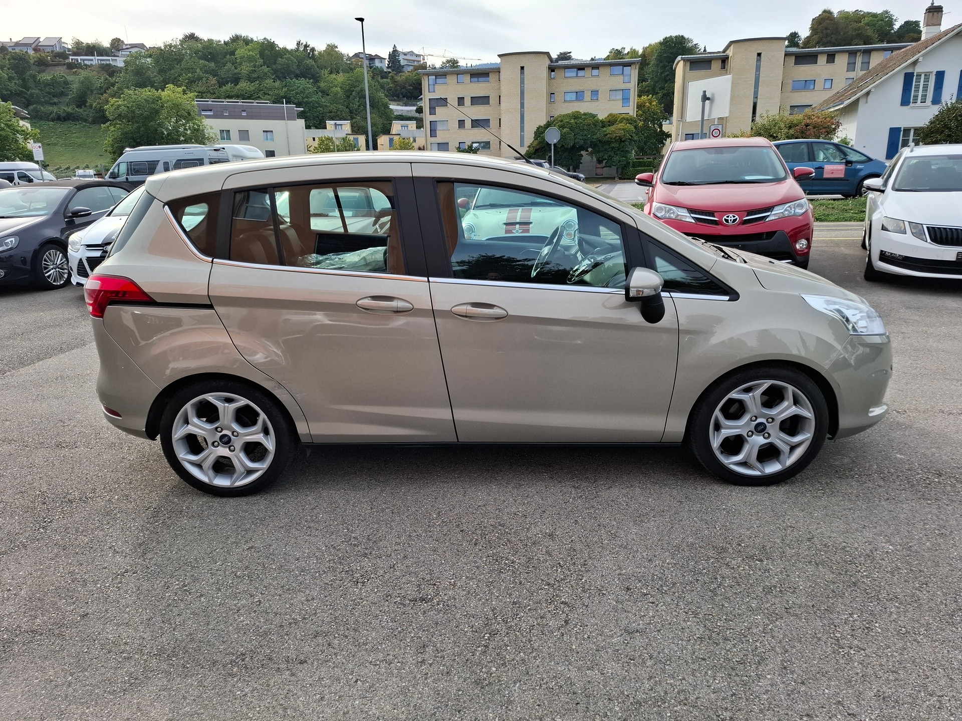 FORD B-Max 1.6 Ti-VCT Titanium PowerShift-image-5