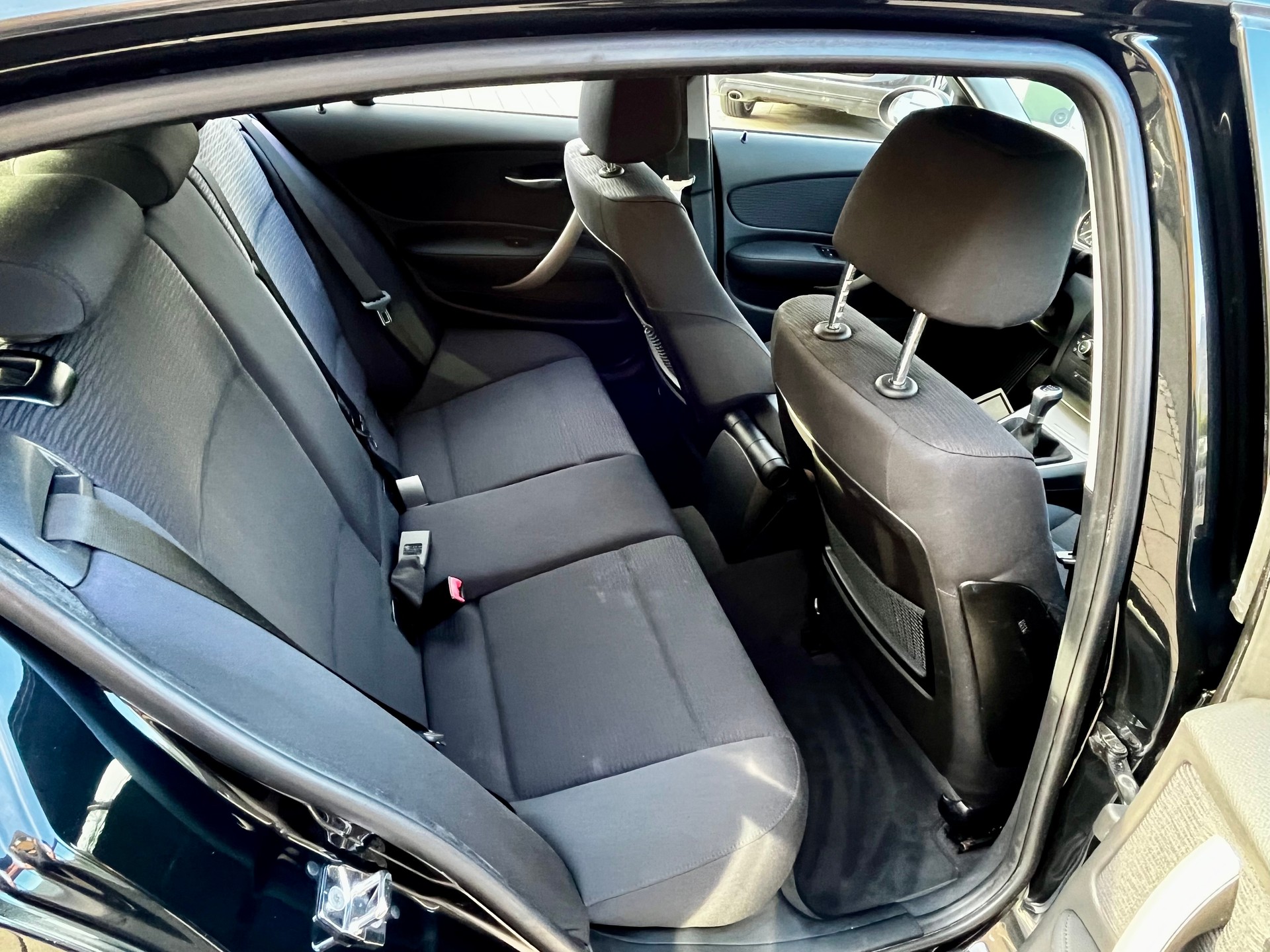 BMW 116i 2.0 Access-image-13