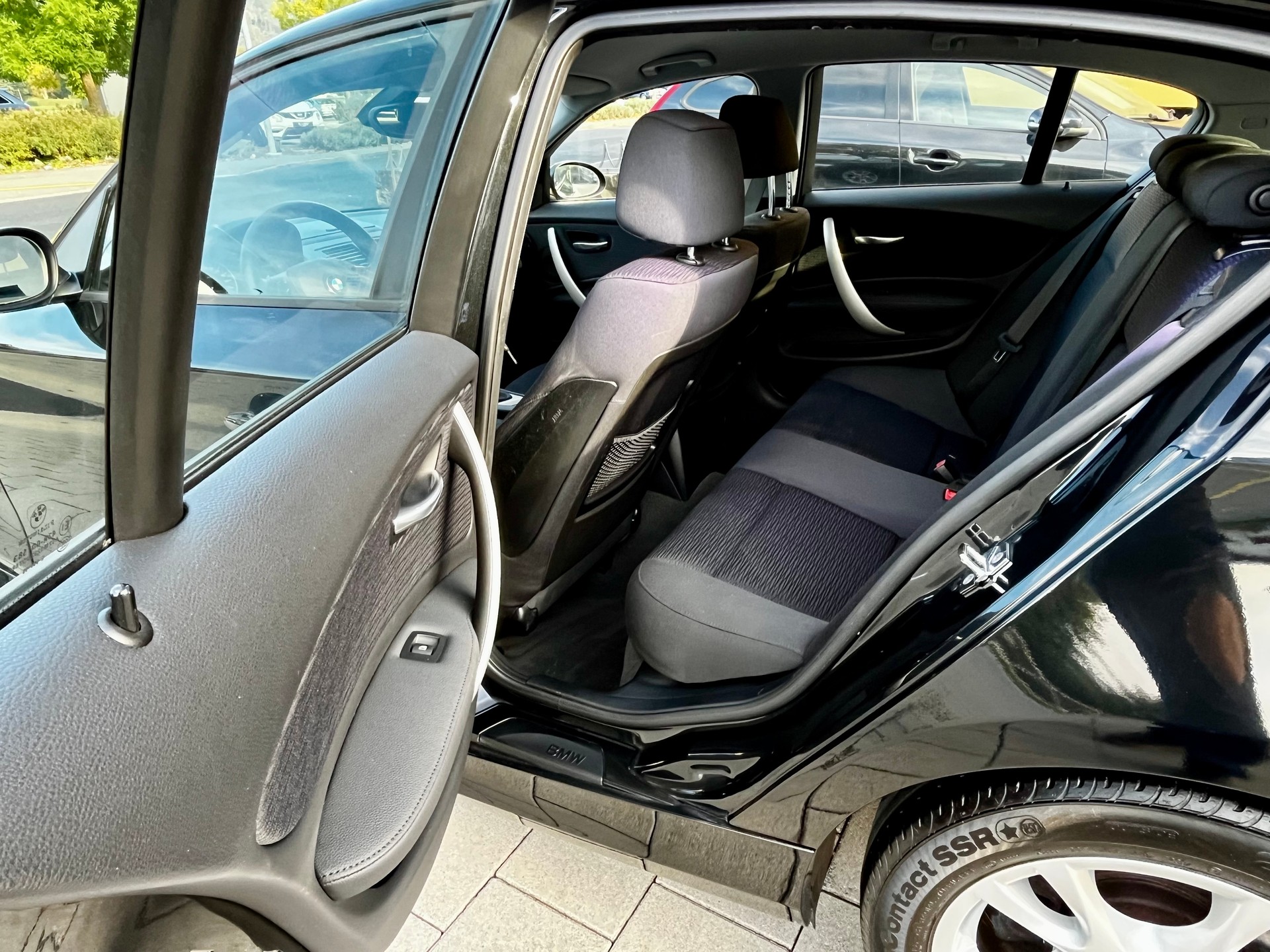 BMW 116i 2.0 Access-image-12