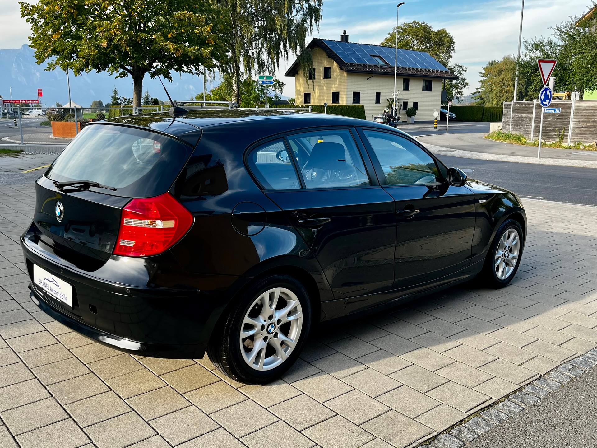 BMW 116i 2.0 Access-image-5