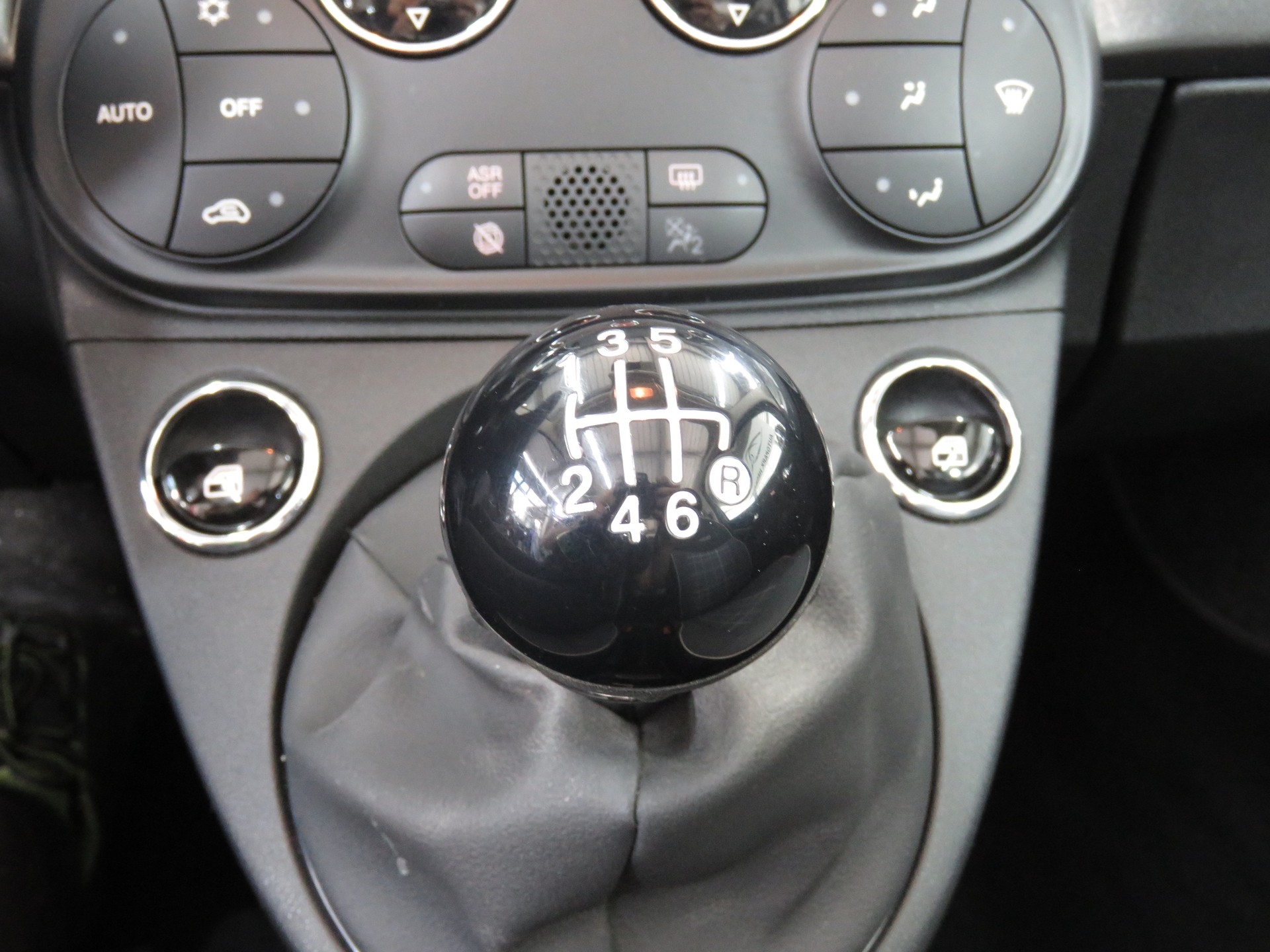FIAT 500C 0.9 Twinair Turbo Lounge-image-22
