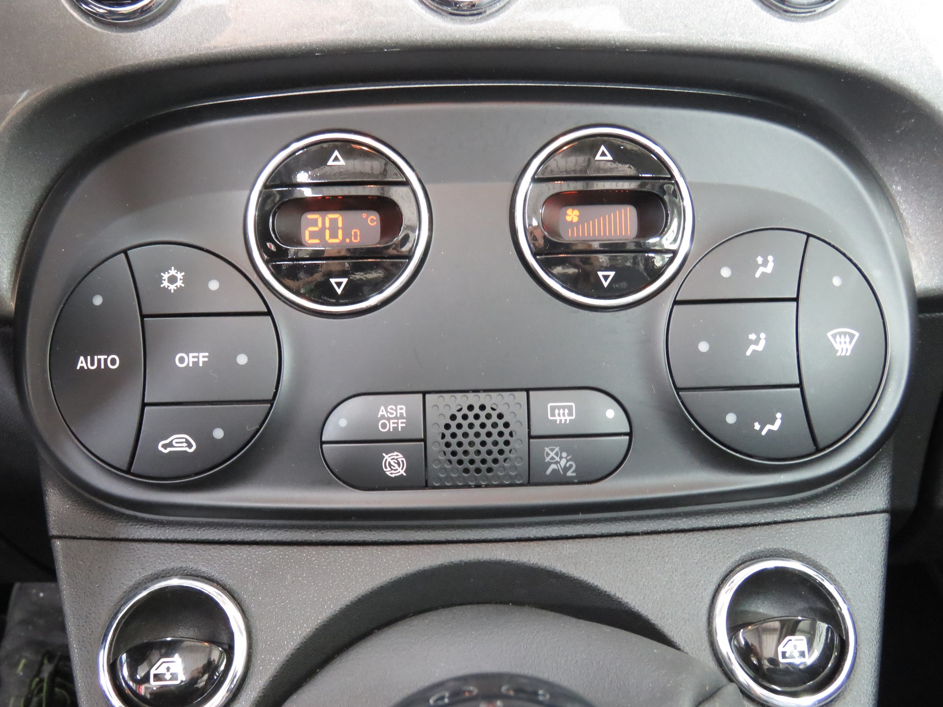 FIAT 500C 0.9 Twinair Turbo Lounge-image-21
