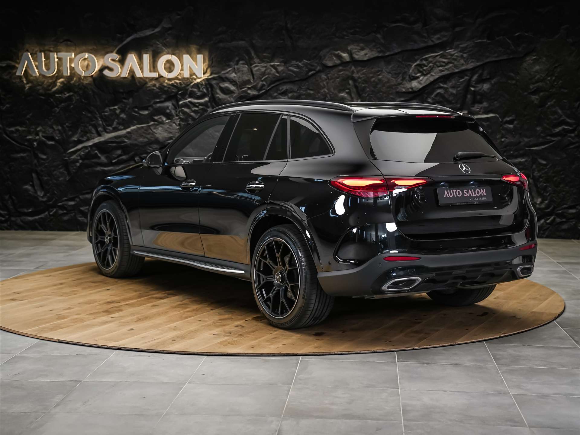 MERCEDES-BENZ GLC 300 d 4Matic 9G-Tronic *ALL BLACK*21" Felgen*Digital LIGHT*AHK*-image-3