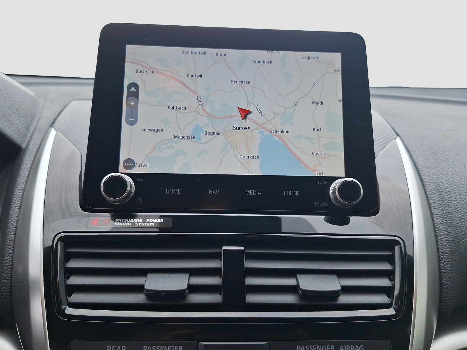 MITSUBISHI Eclipse Cross 2.4 PHEV Invite 4x4-image-15