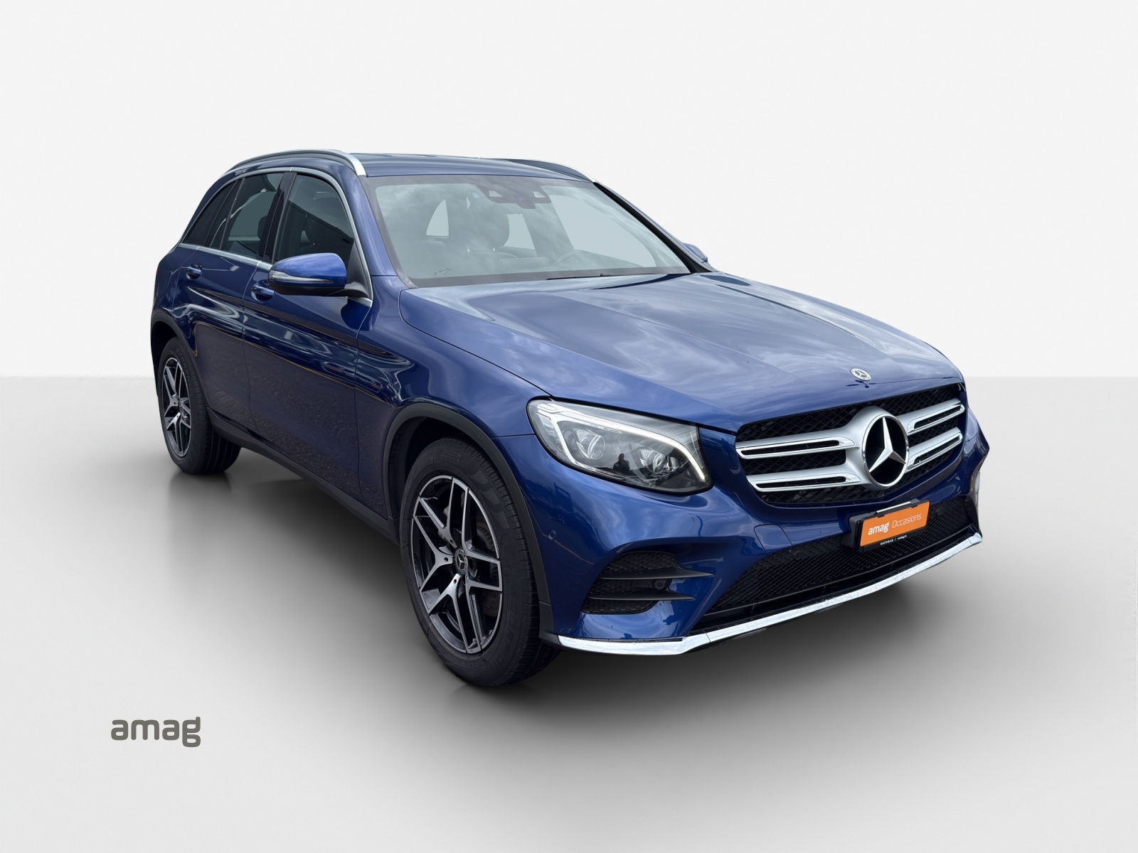 MERCEDES-BENZ GLC 220 d AMG Line 4Matic 9G-Tronic-image-5