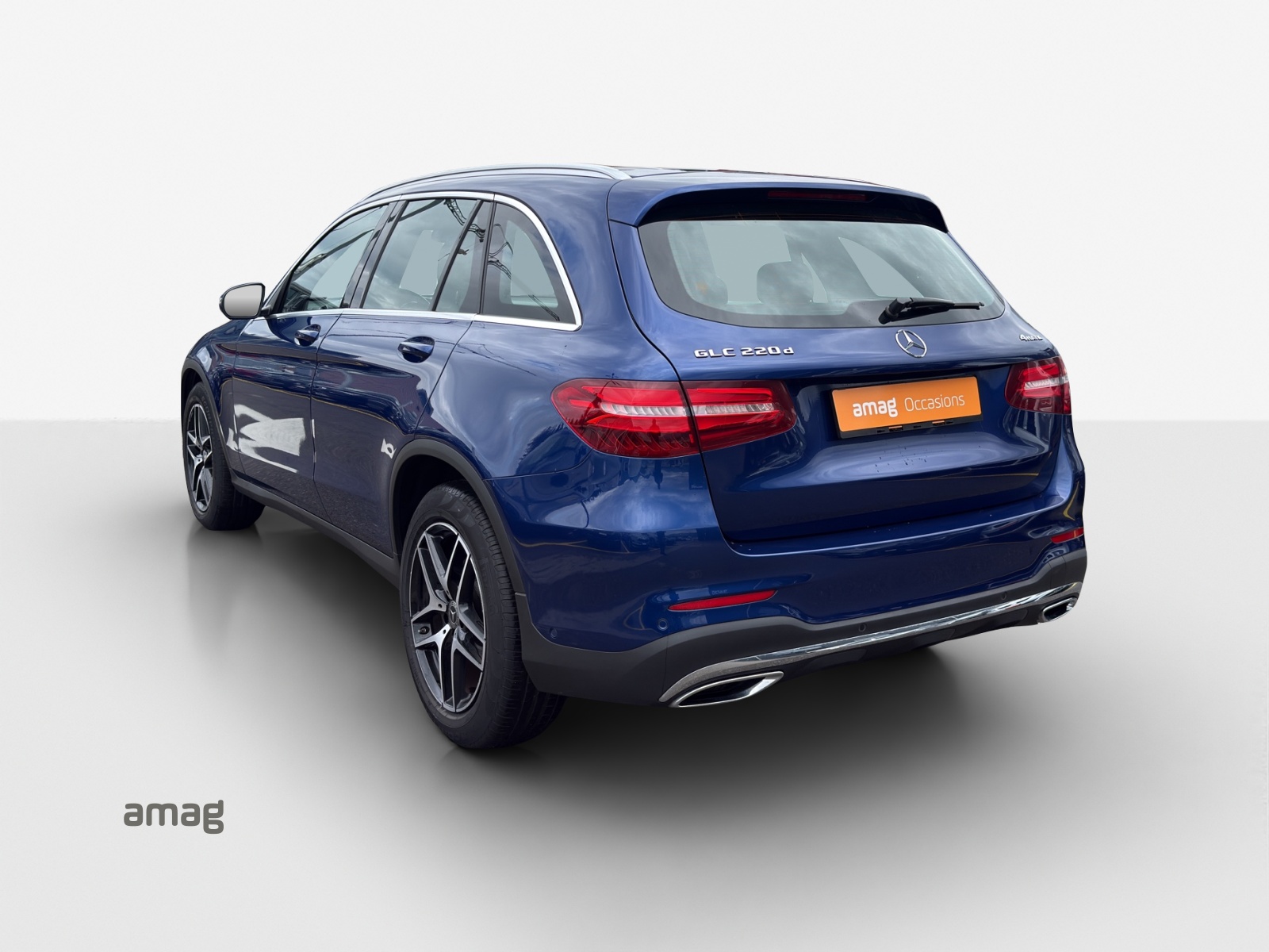 MERCEDES-BENZ GLC 220 d AMG Line 4Matic 9G-Tronic-image-2