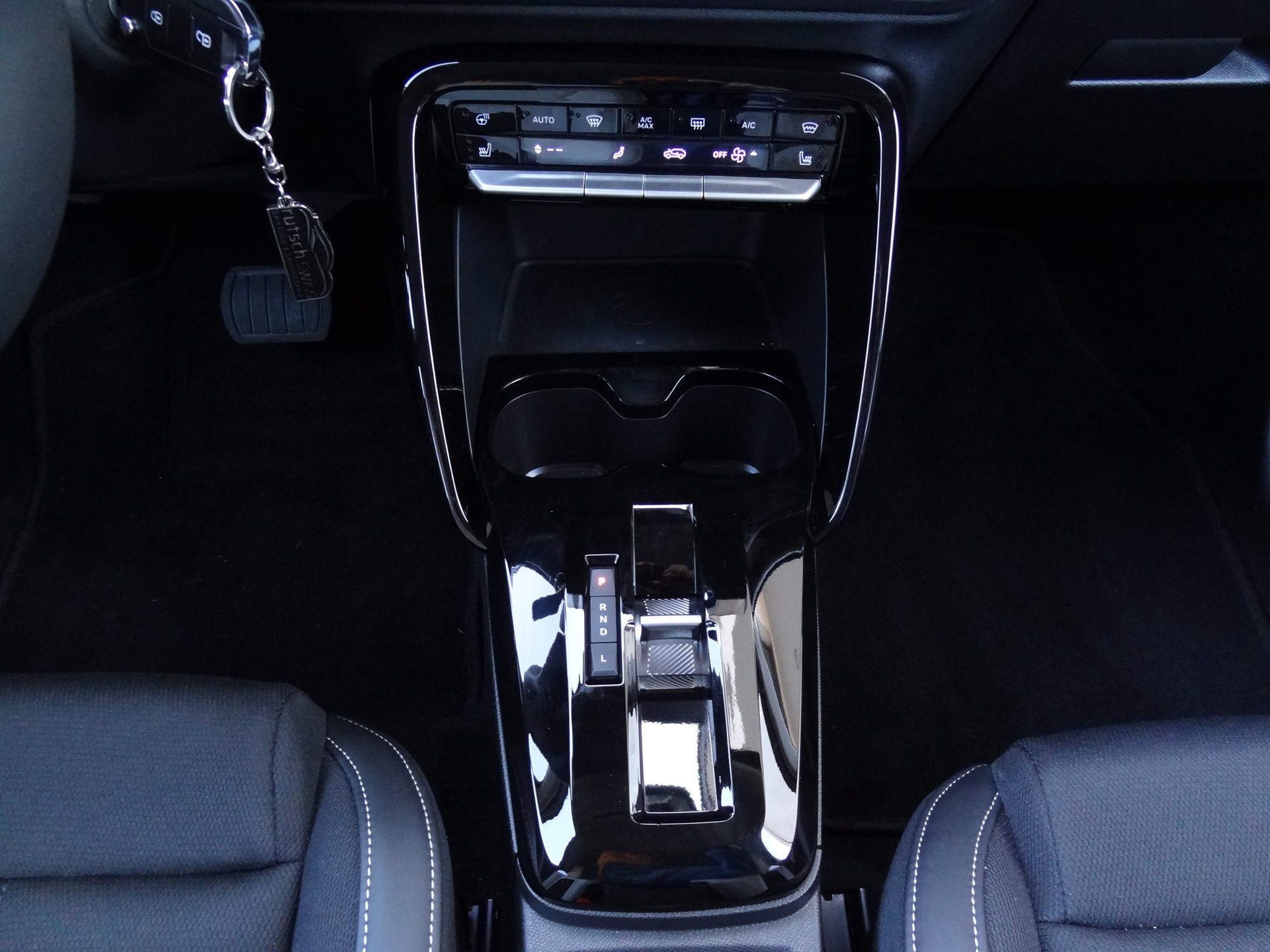 CITROEN C3 Aircross 1.2 MHEV Max-image-15