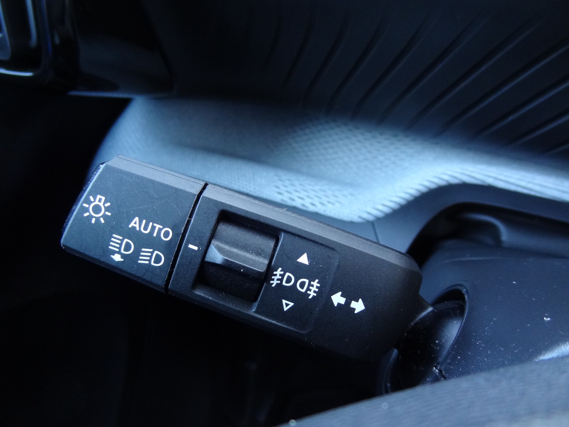 CITROEN C3 Aircross 1.2 MHEV Max-image-21