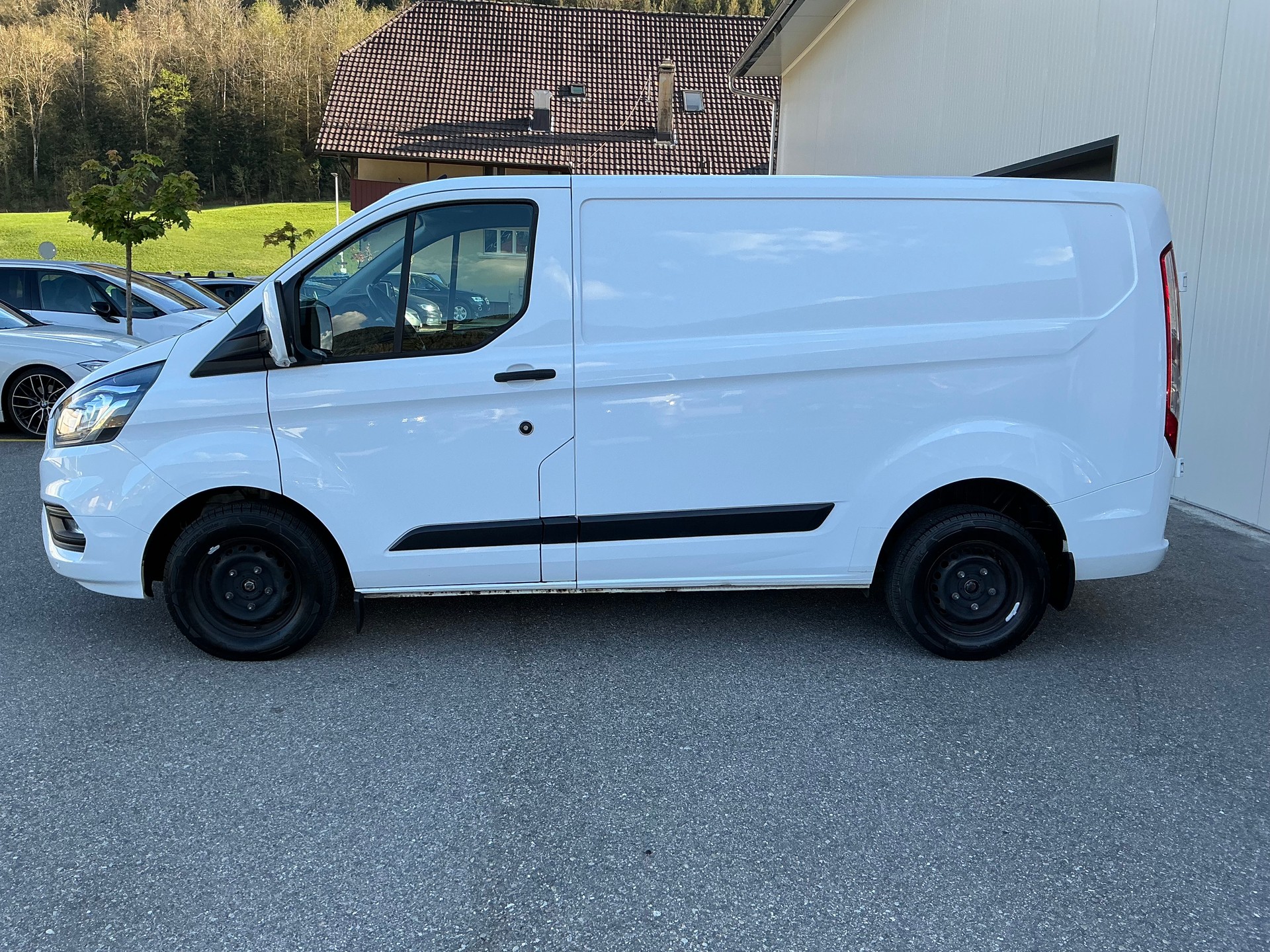 FORD Transit Custom Van 280 L1H1Trend-image-1