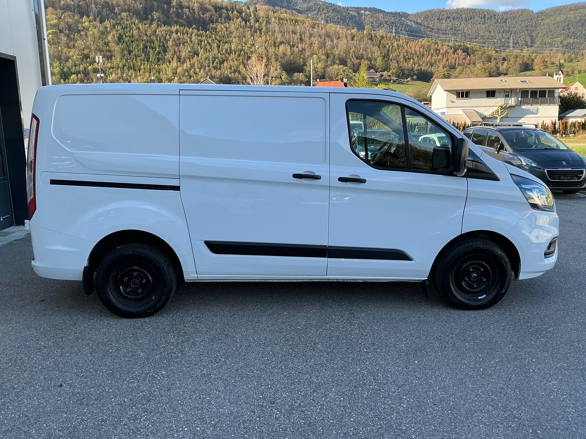 FORD Transit Custom Van 280 L1H1Trend-image-4
