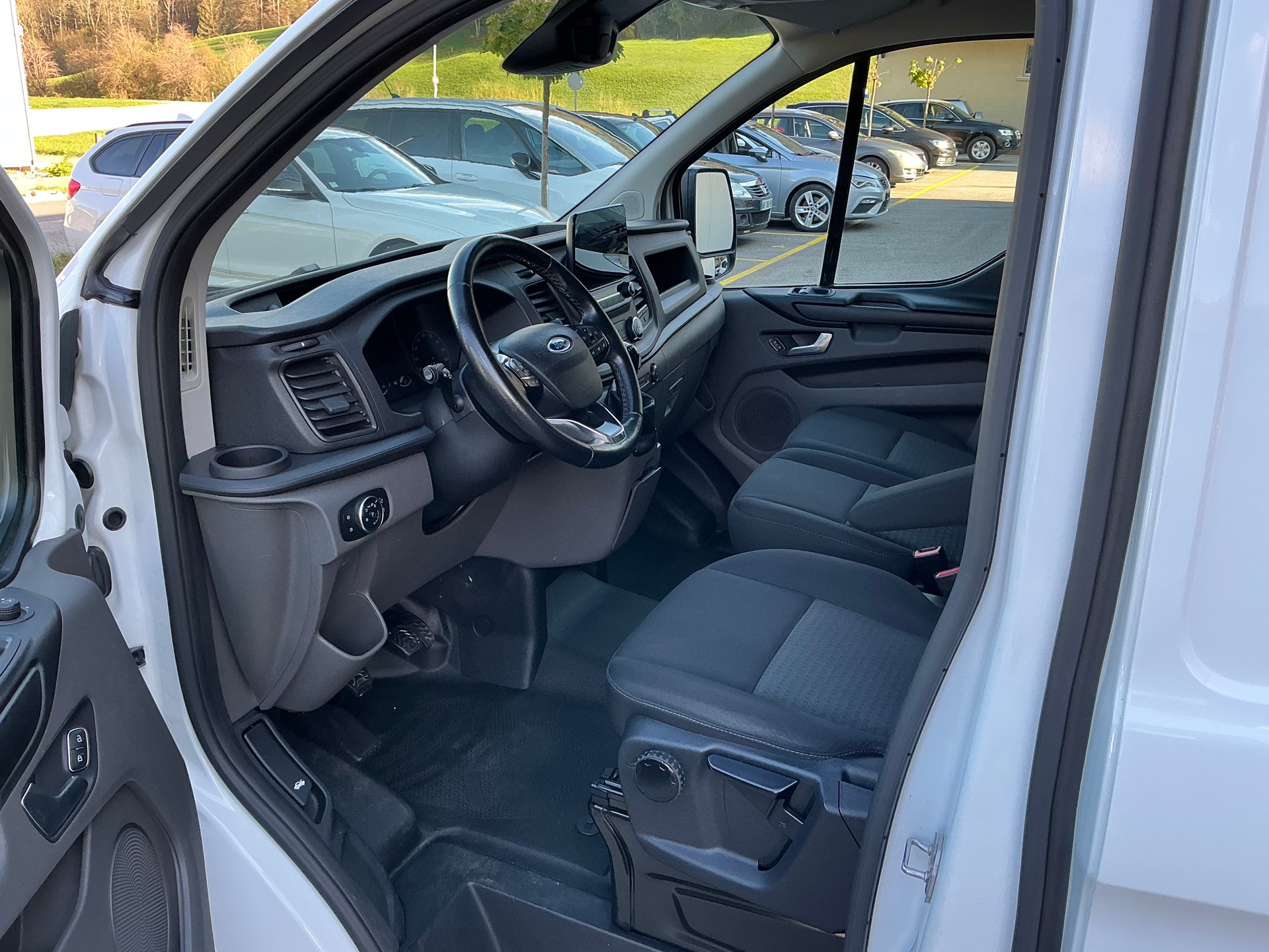 FORD Transit Custom Van 280 L1H1Trend-image-15