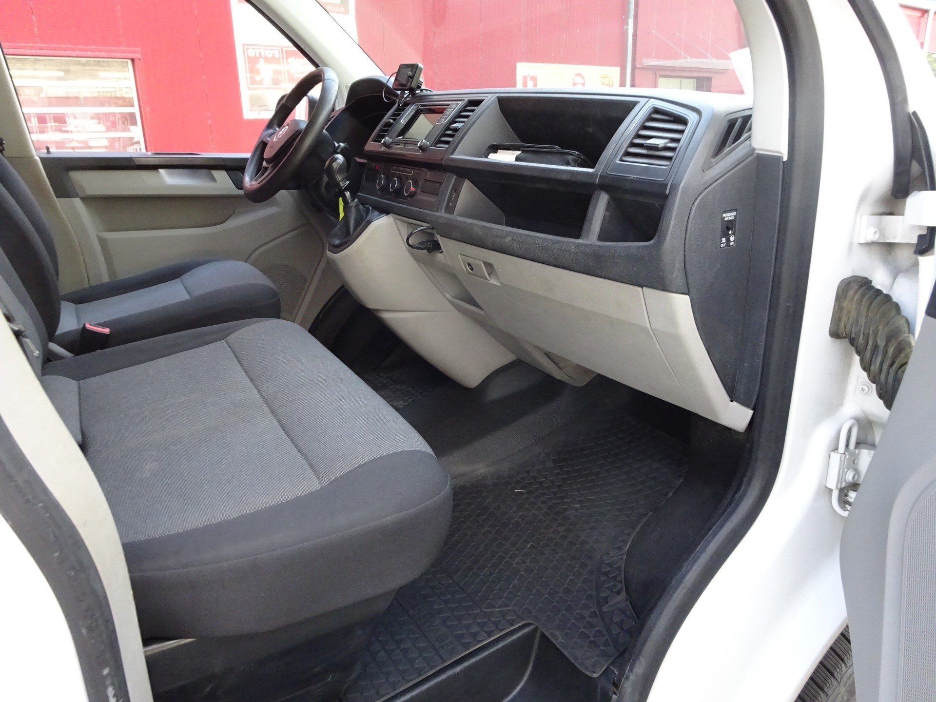 VW T6 2.0 TDI 4Motion long-image-15