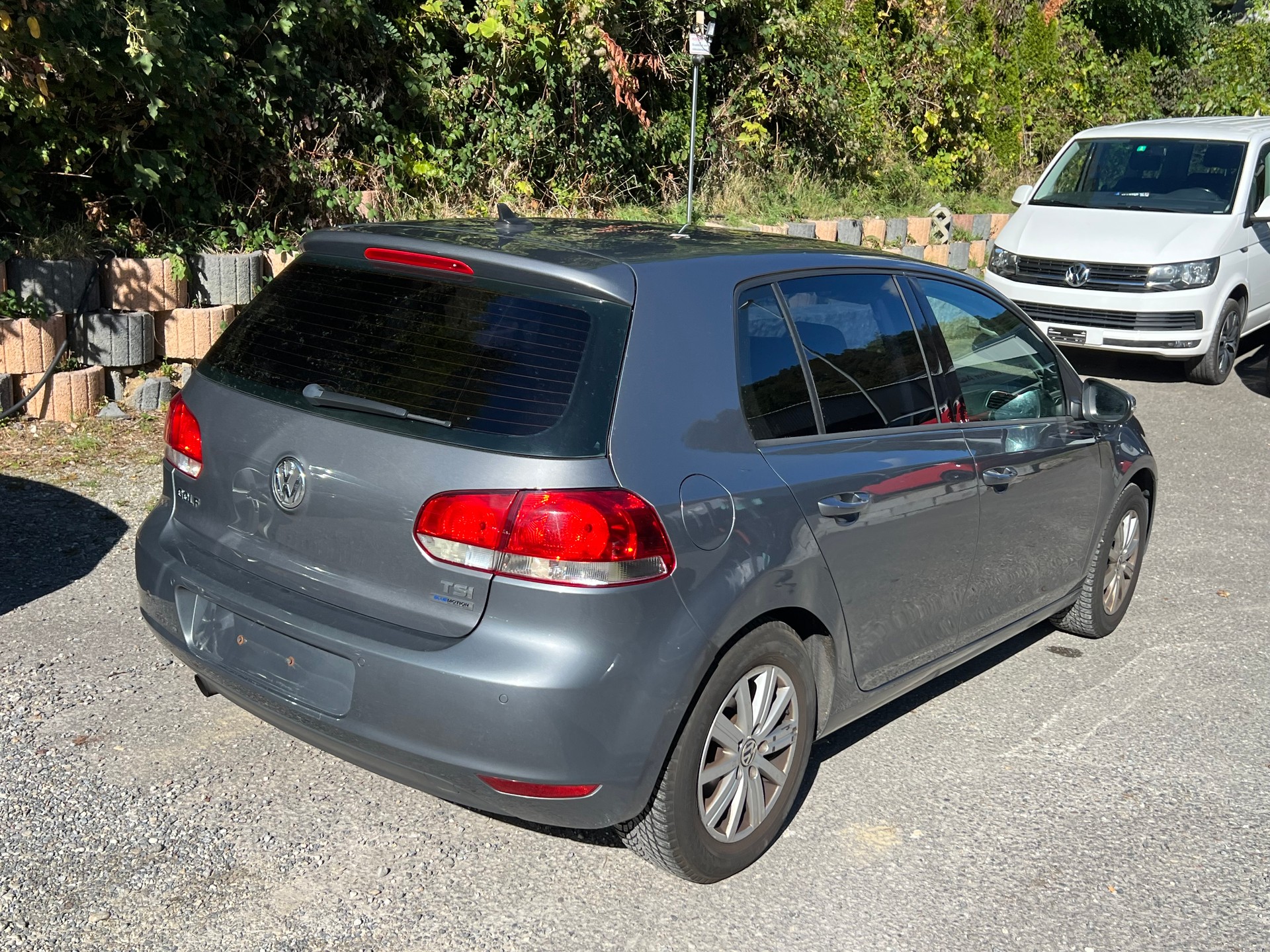 VW Golf 1.2 TSI BlueMotion Technology Team DSG-image-5