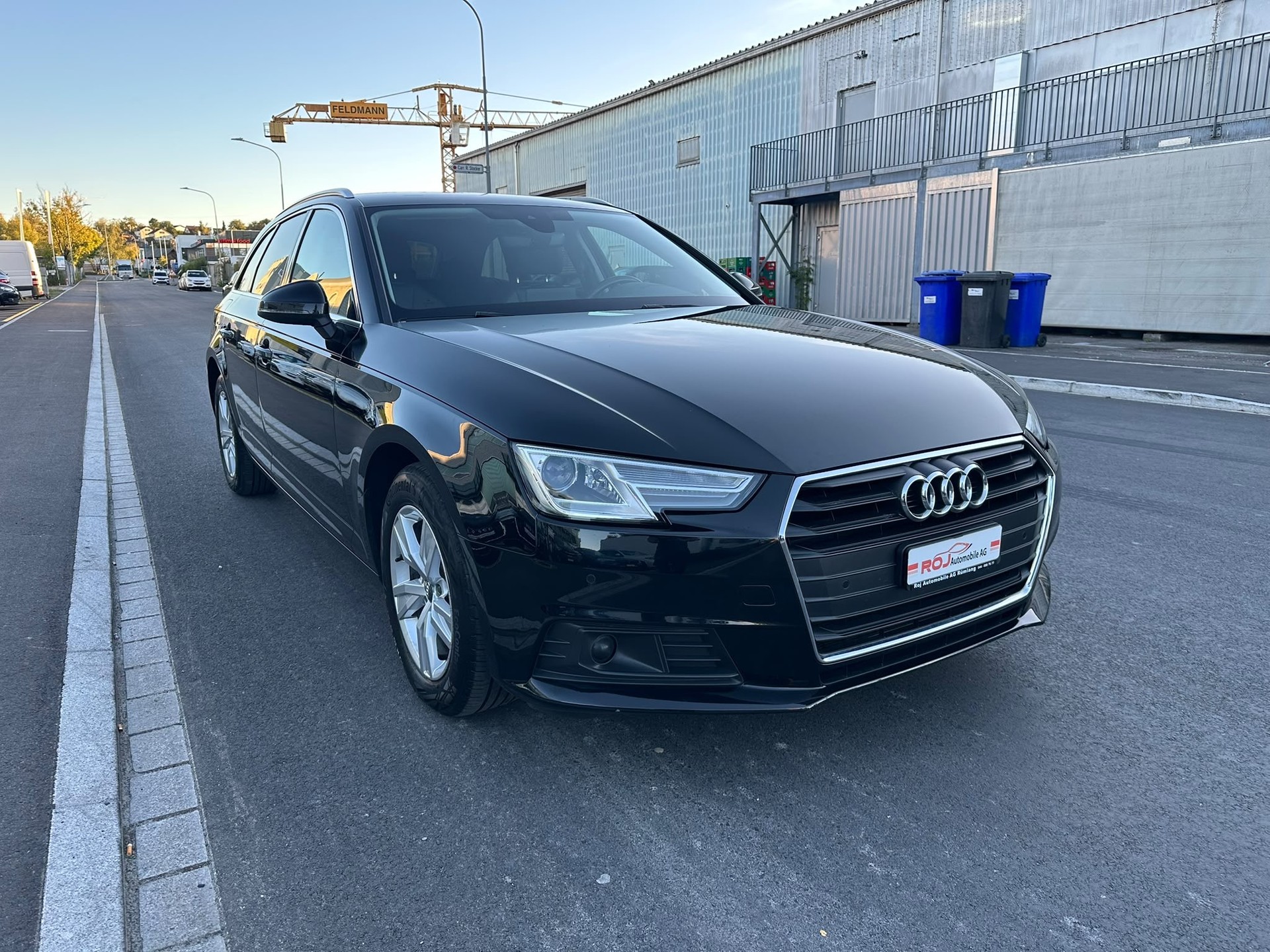 AUDI A4 Avant 35 TDI S-tronic-image-3
