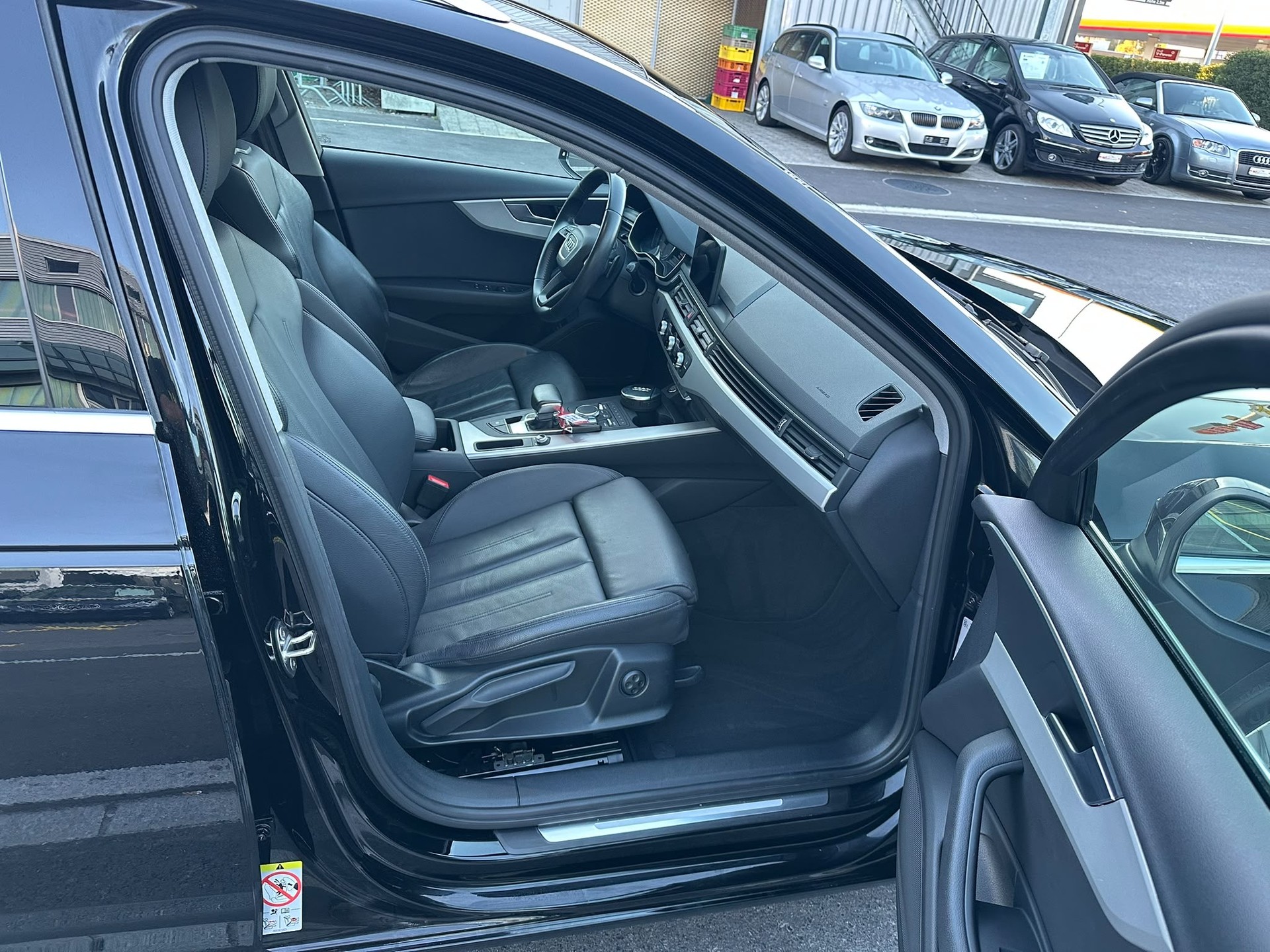 AUDI A4 Avant 35 TDI S-tronic-image-16
